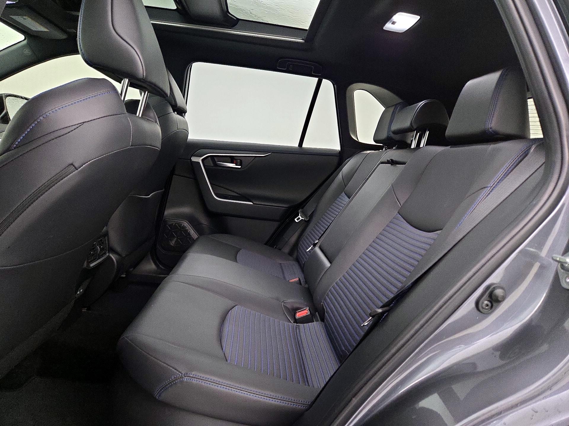 Thumbnail: 2025 Toyota RAV4 - 20