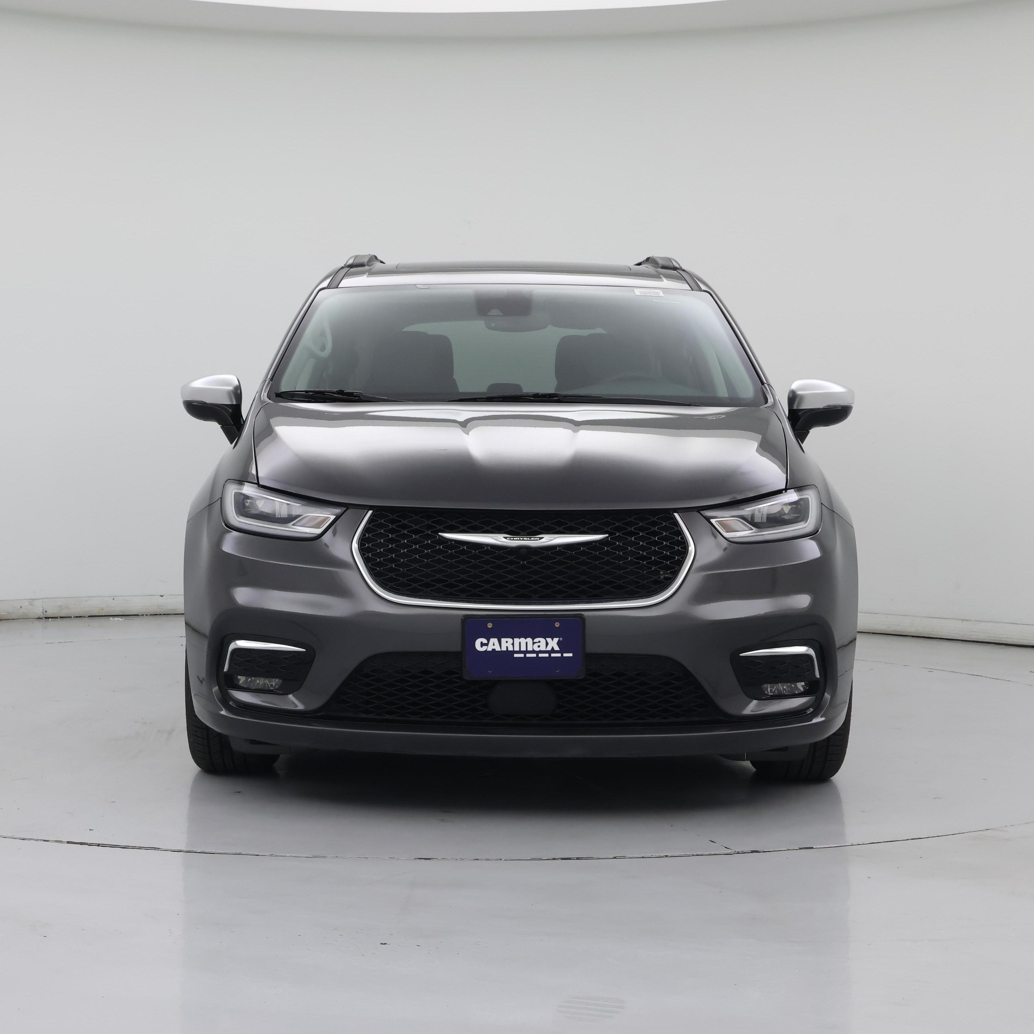 Thumbnail: 2023 Chrysler Pacifica - 5