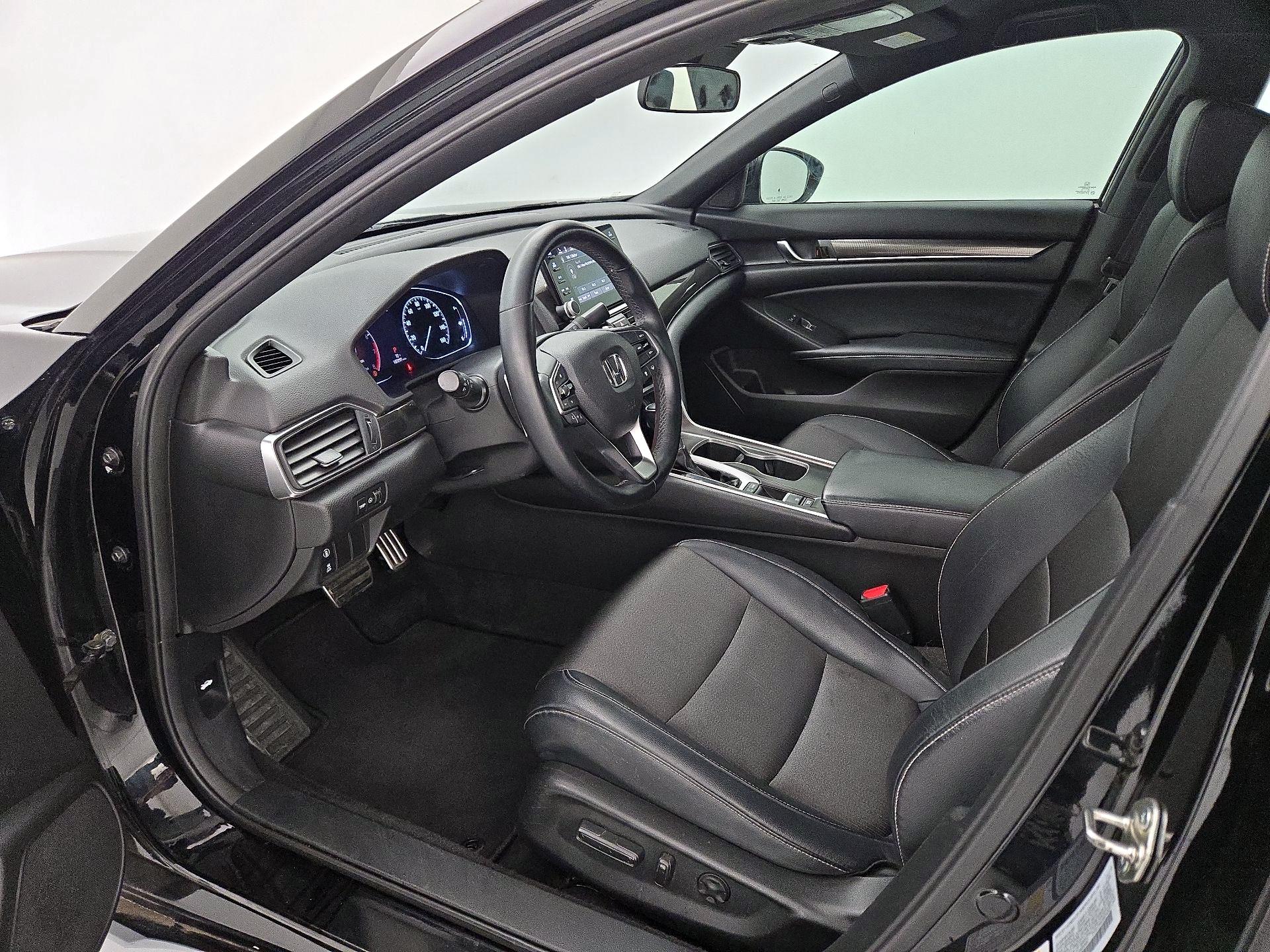 Thumbnail: 2018 Honda Accord - 11