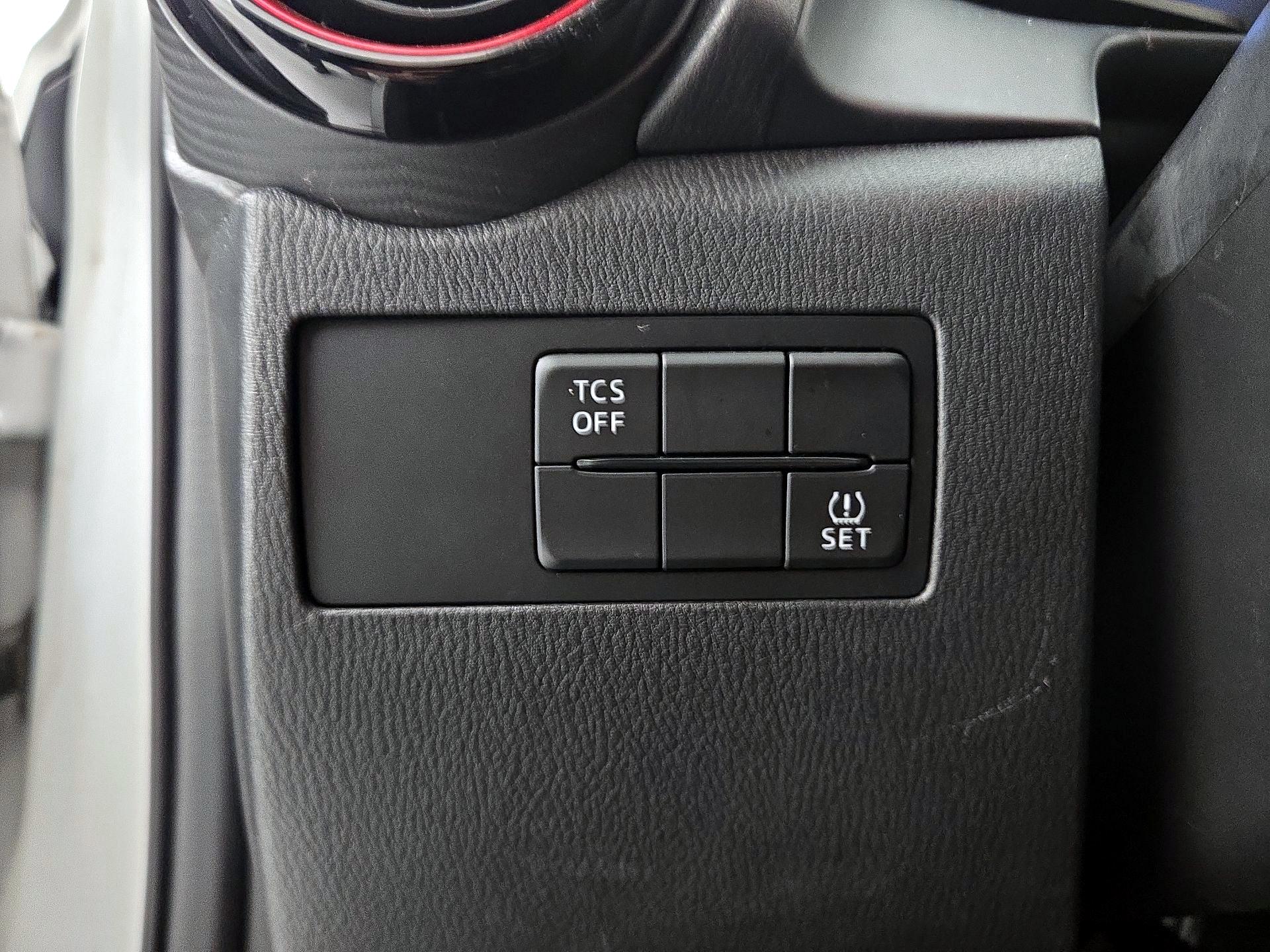 Thumbnail: 2018 Mazda CX-3 - 13