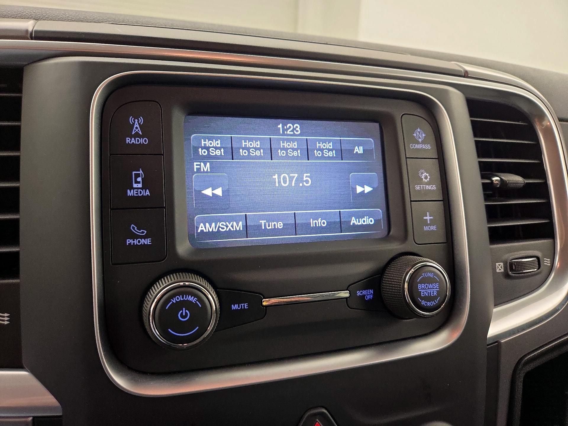 Thumbnail: 2022 RAM 1500 Classic - 15