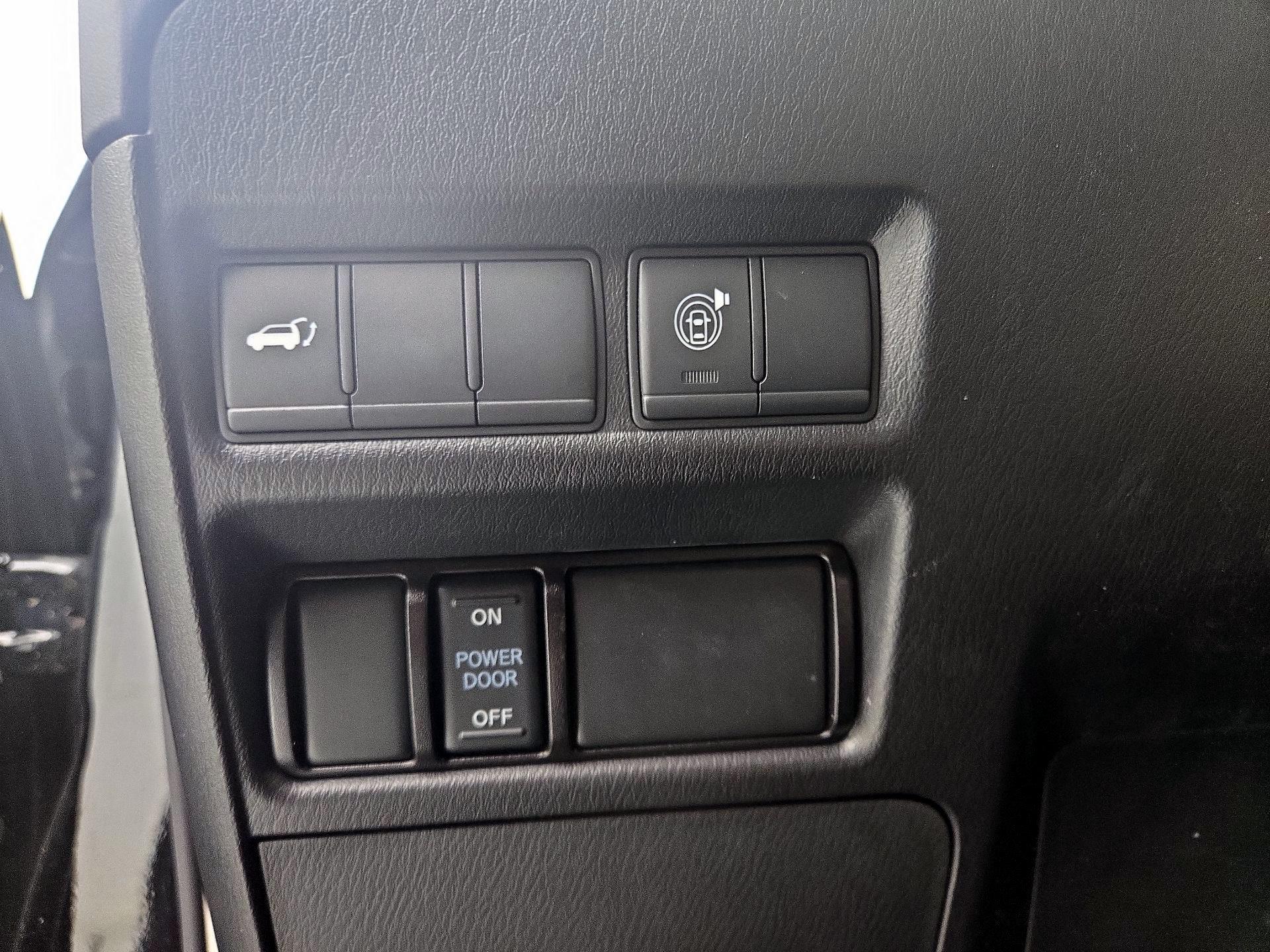 Thumbnail: 2021 Nissan Armada - 13
