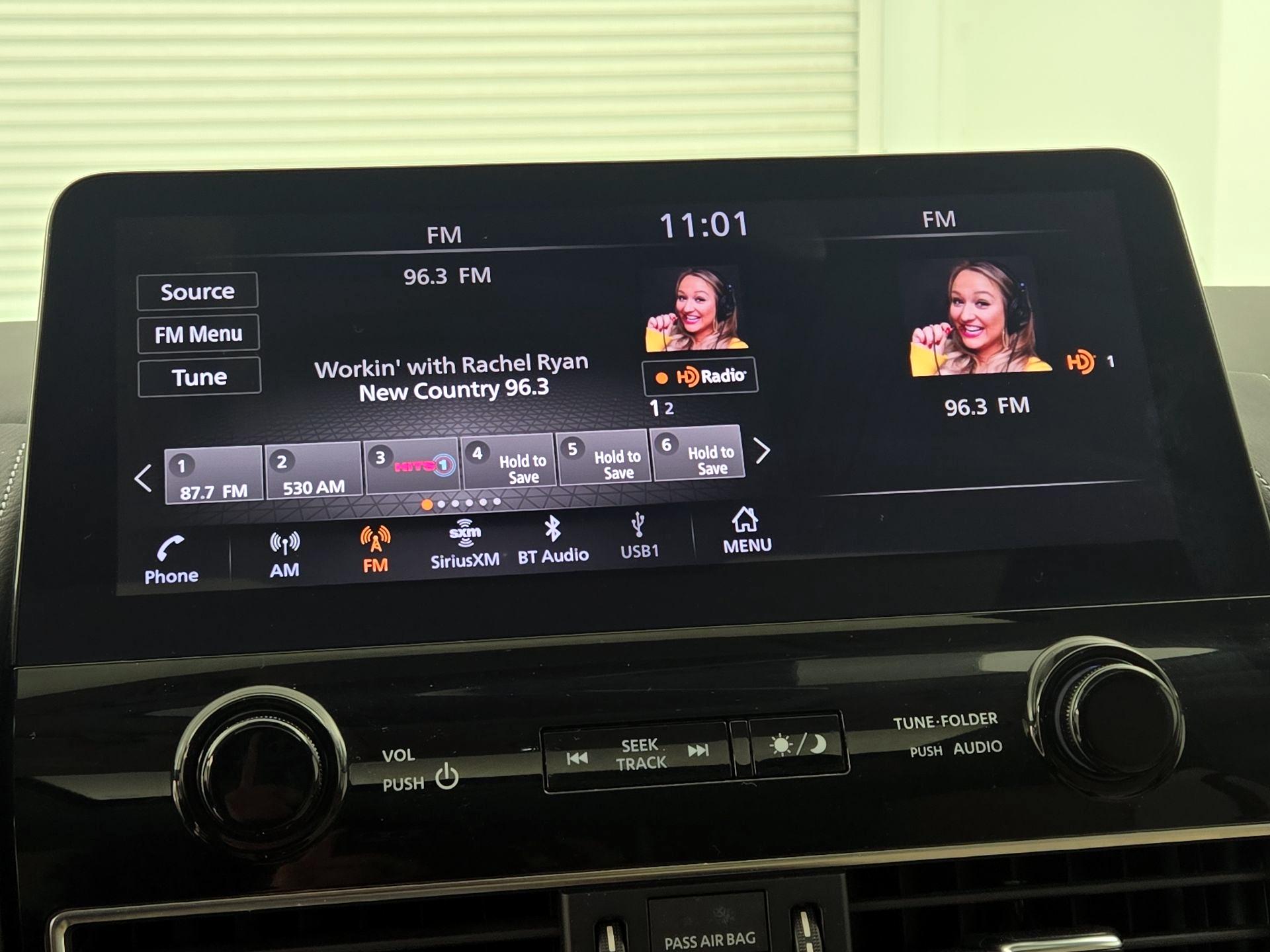 Thumbnail: 2021 Nissan Armada - 16