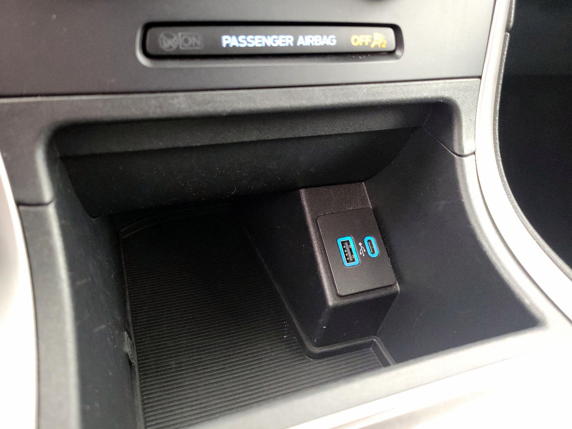 Thumbnail: 2024 Ford Edge - 19