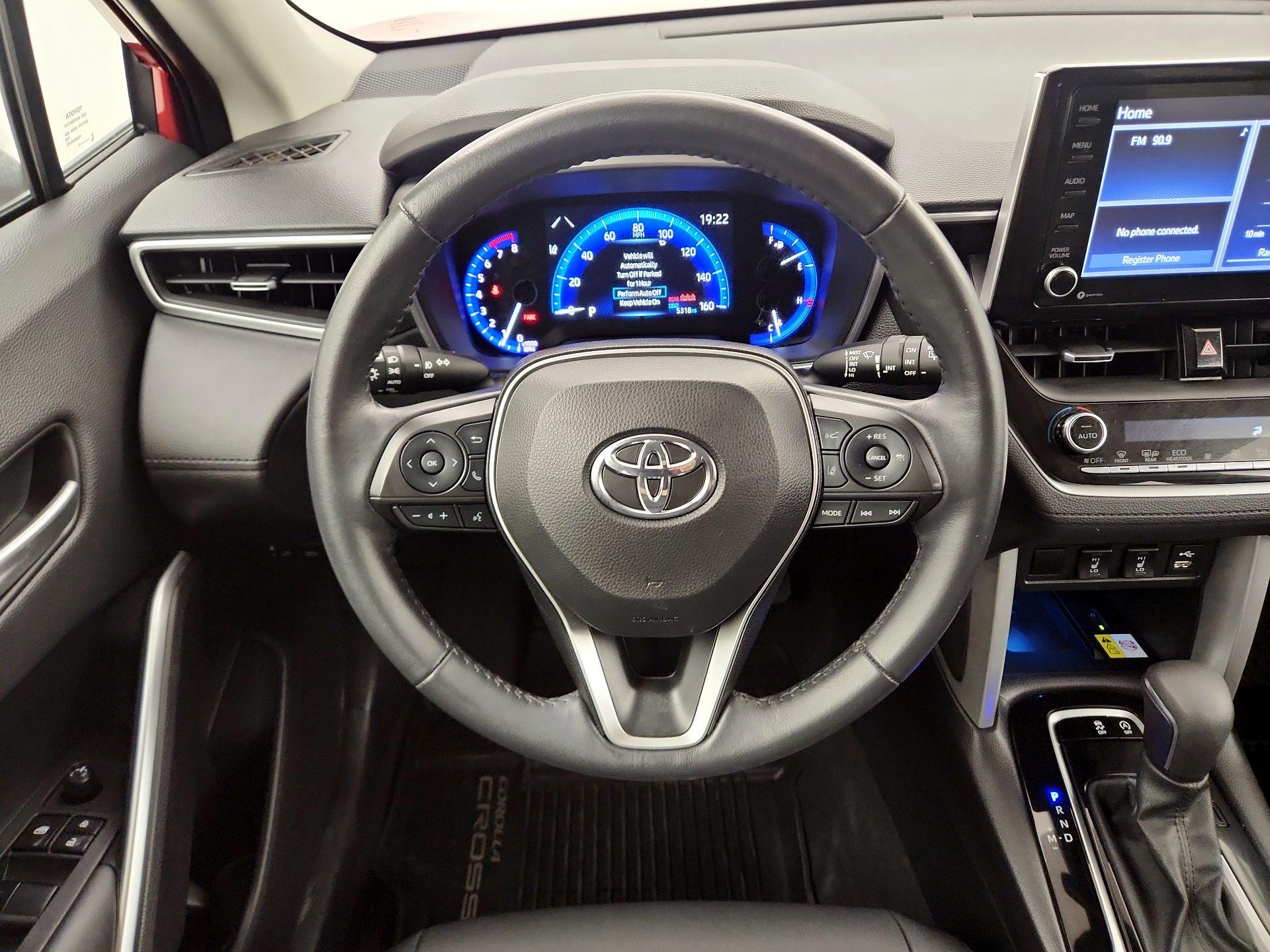 Thumbnail: 2022 Toyota Corolla Cross - 10