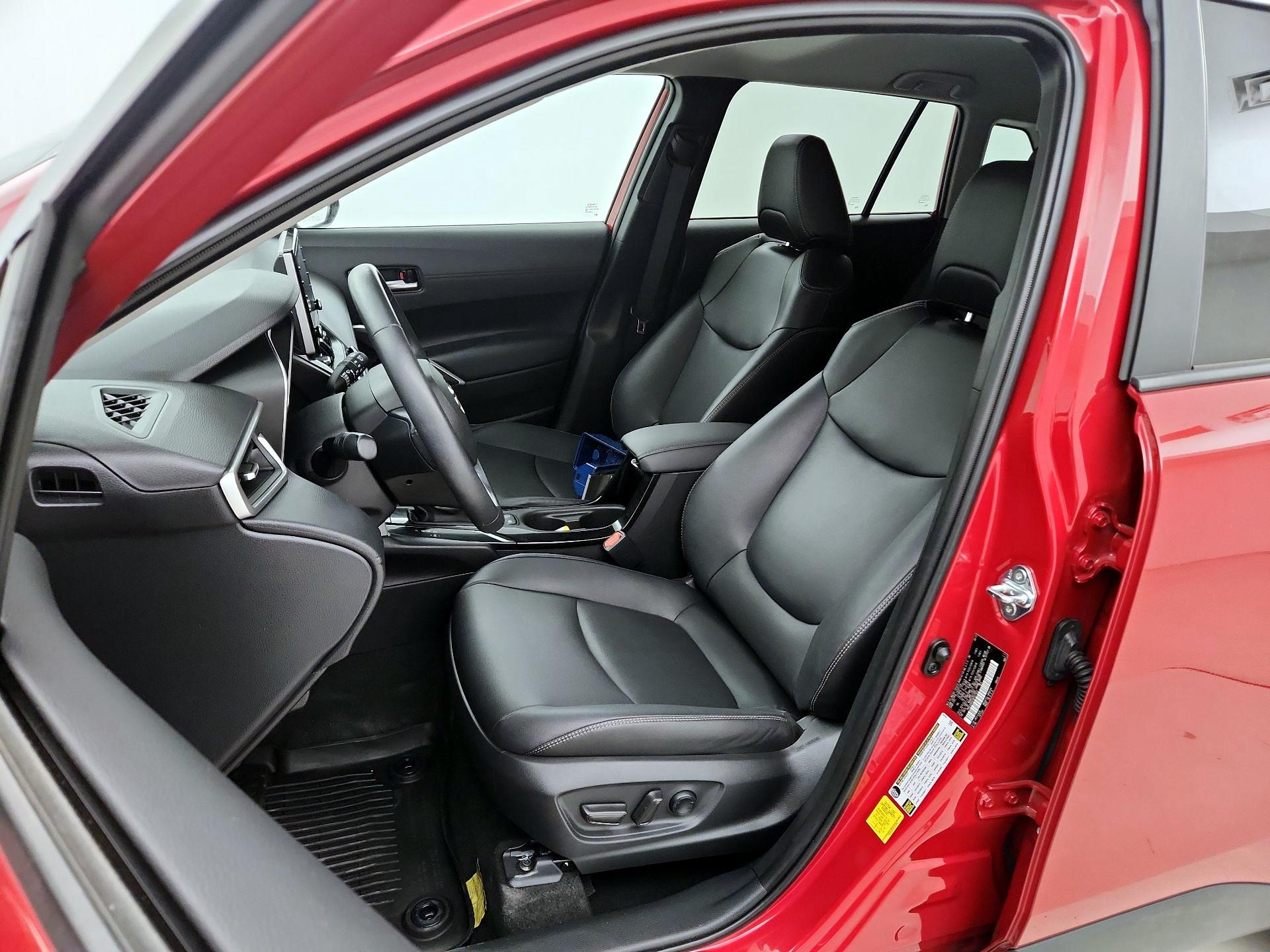 Thumbnail: 2022 Toyota Corolla Cross - 11