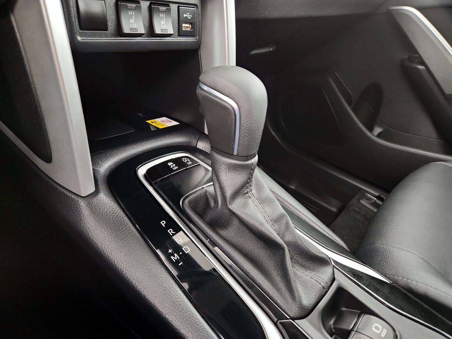 Thumbnail: 2022 Toyota Corolla Cross - 15