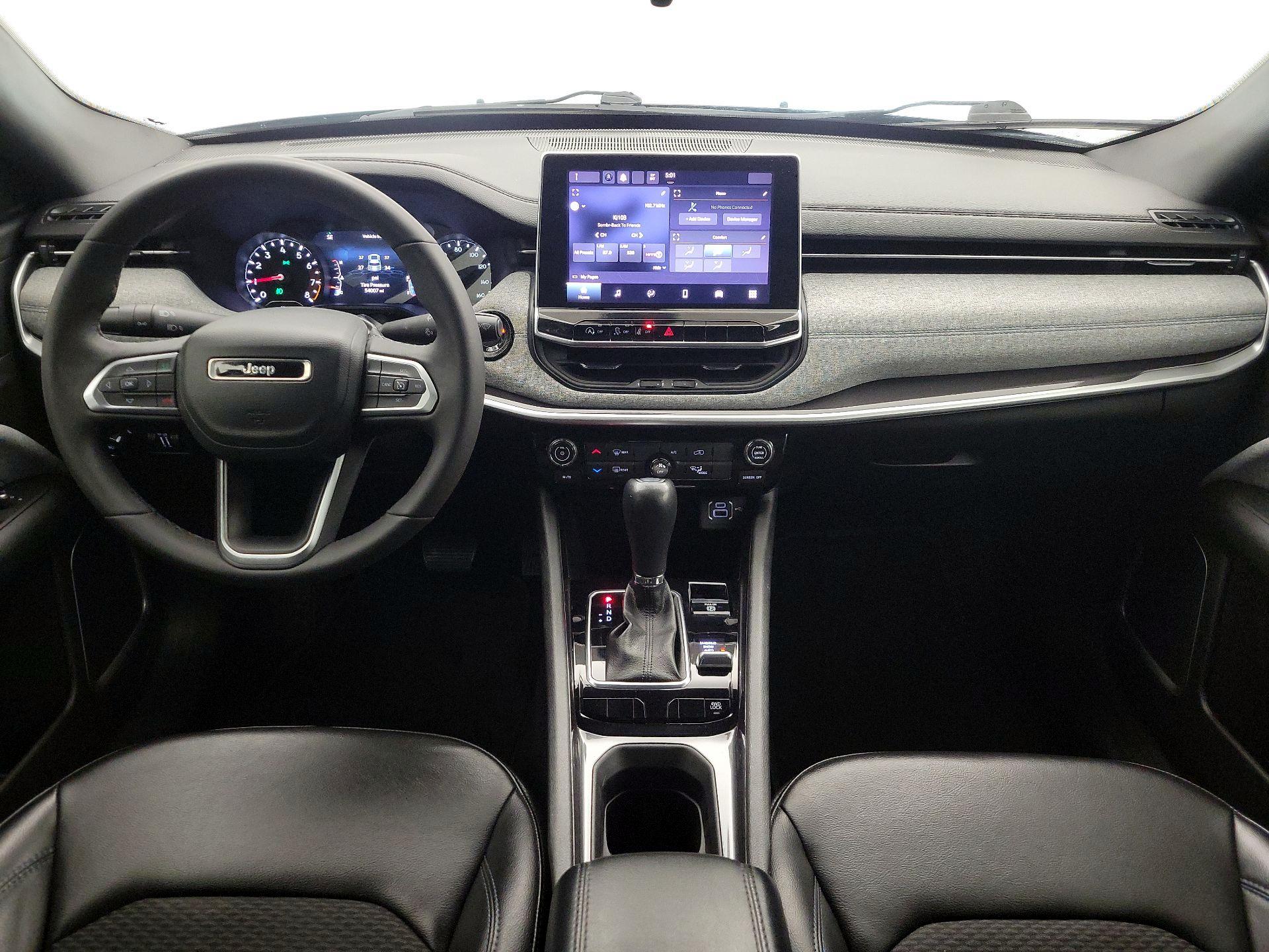 Thumbnail: 2023 Jeep Compass - 9