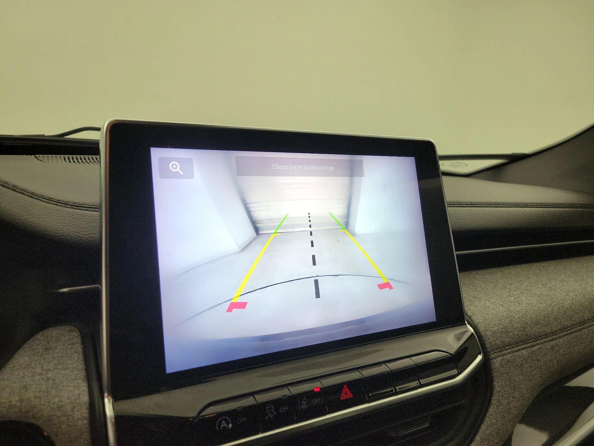 Thumbnail: 2023 Jeep Compass - 14