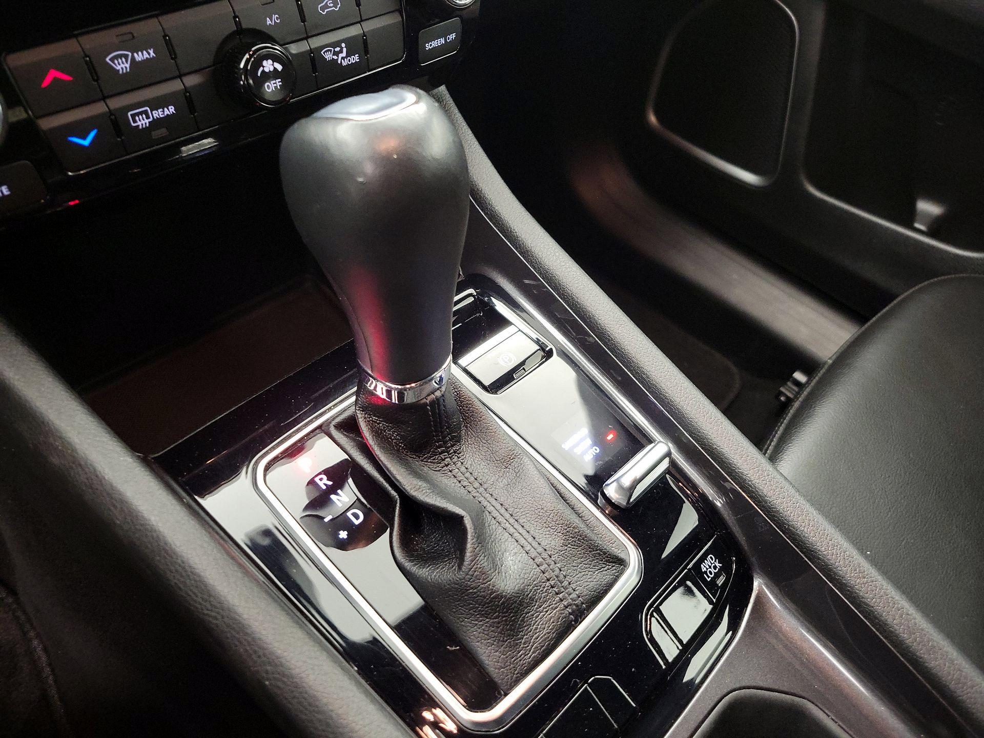 Thumbnail: 2023 Jeep Compass - 17