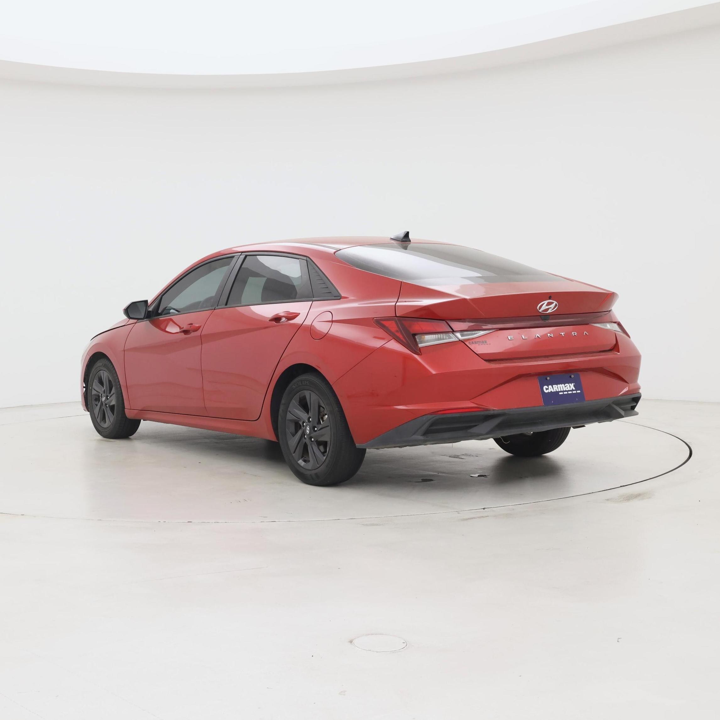 Thumbnail: 2022 Hyundai Elantra - 2