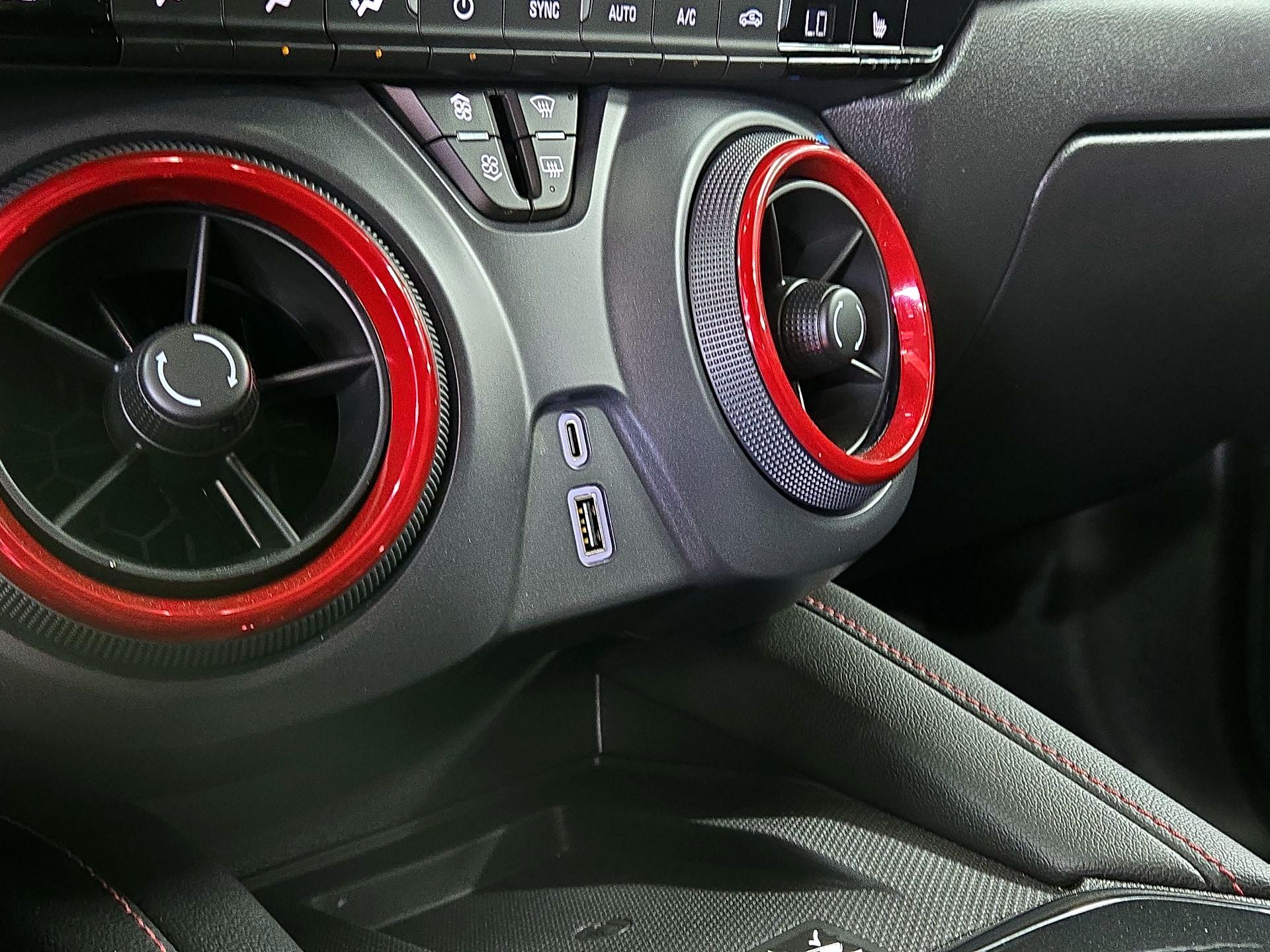 Thumbnail: 2025 Chevrolet Blazer - 19