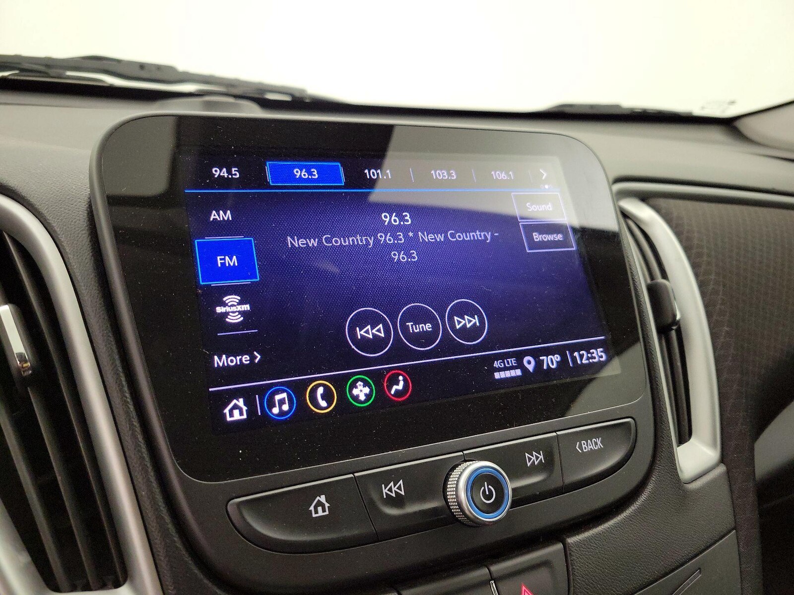 2024 Chevrolet Malibu 1LT - Photo 16
