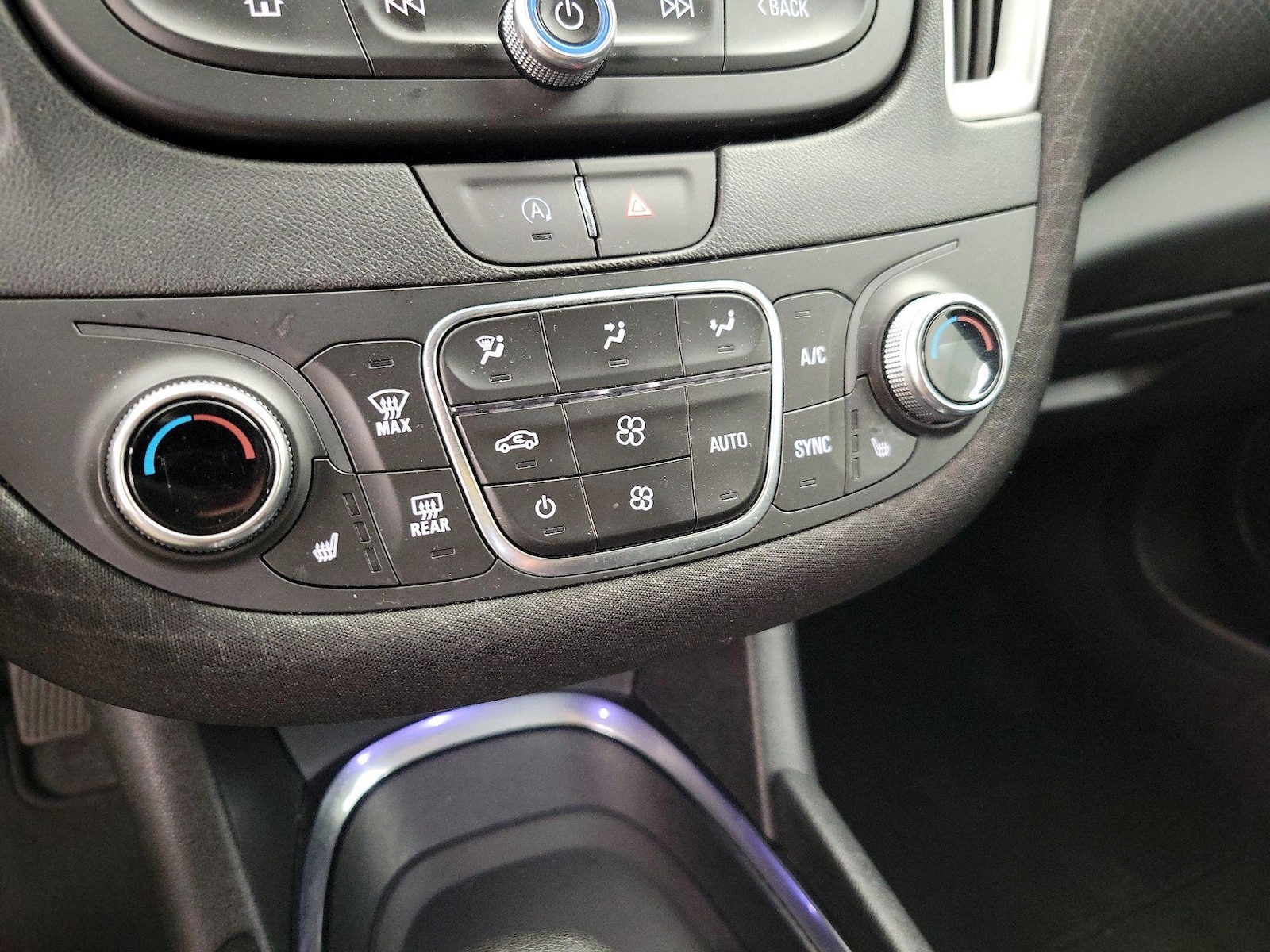 2024 Chevrolet Malibu 1LT - Photo 17
