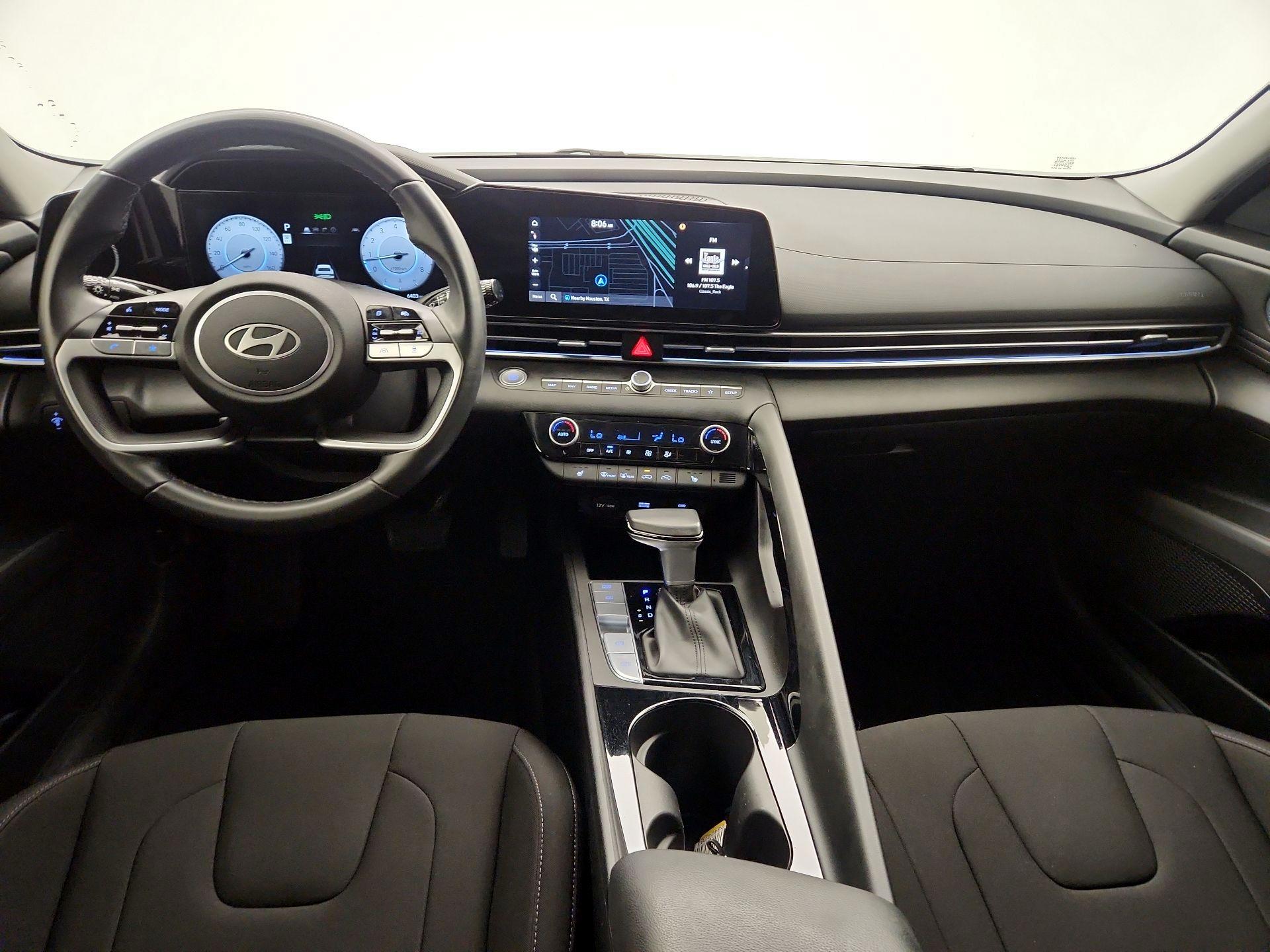 Thumbnail: 2024 Hyundai Elantra - 9