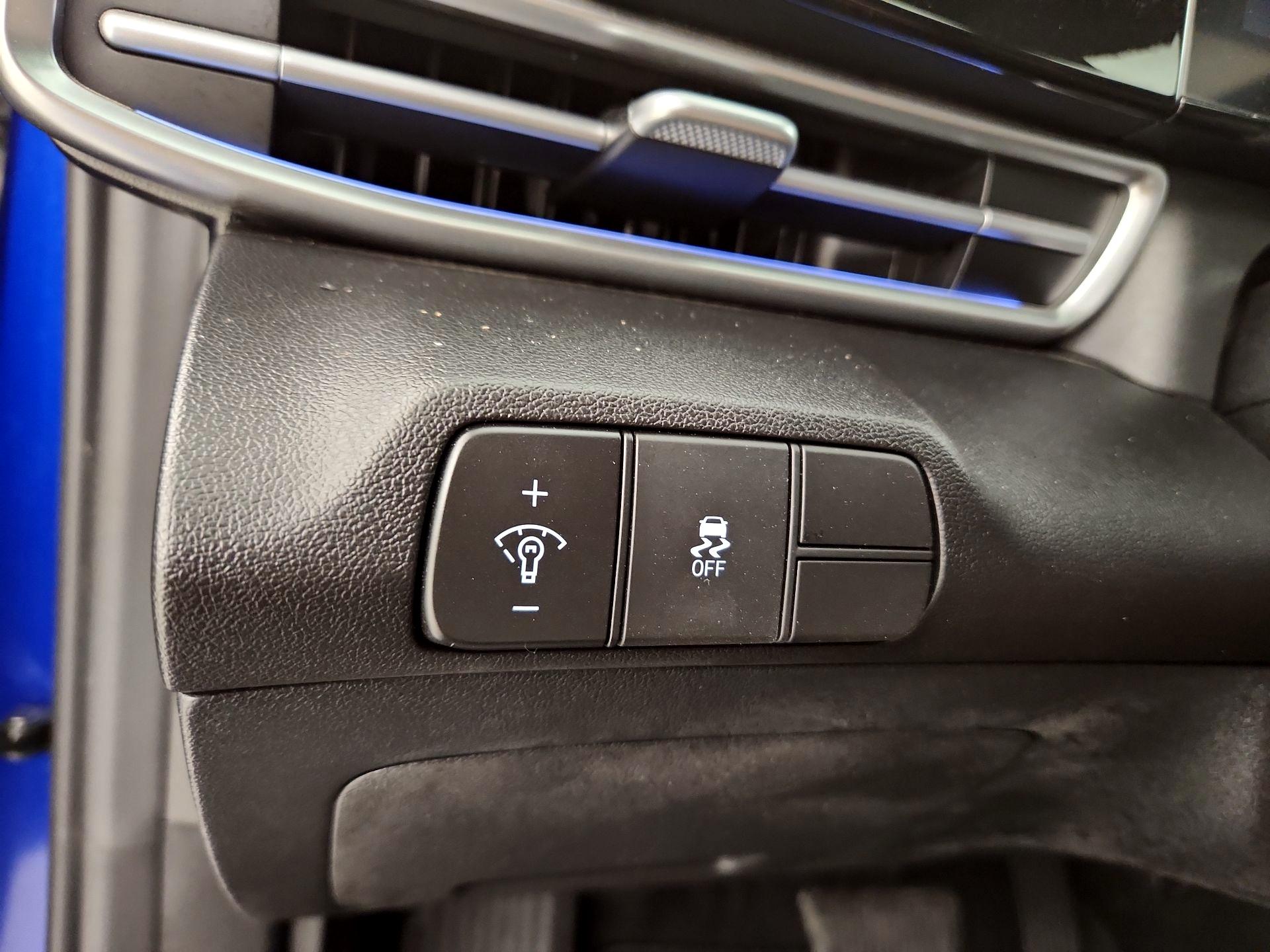 Thumbnail: 2024 Hyundai Elantra - 13