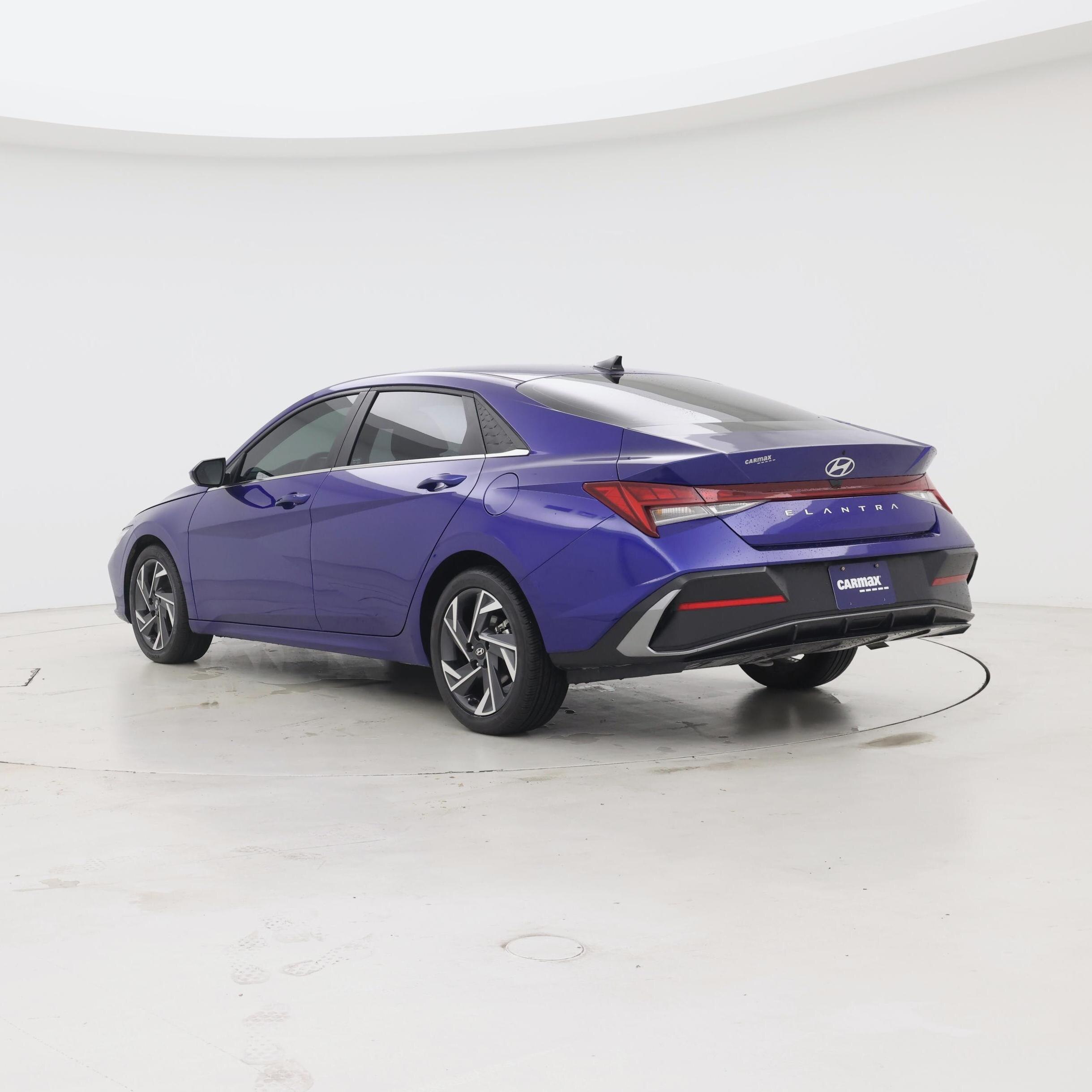 Thumbnail: 2024 Hyundai Elantra - 2