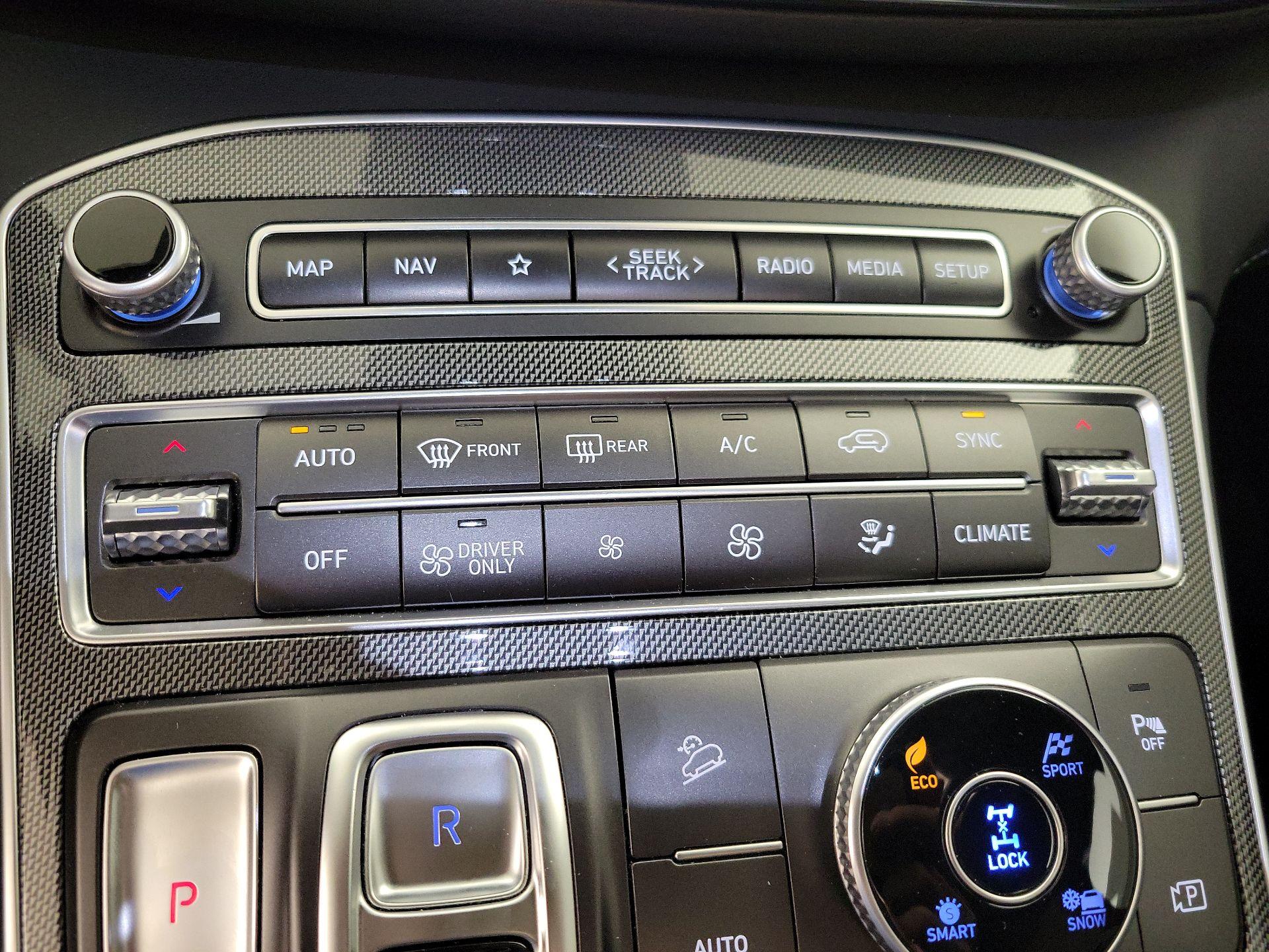 Thumbnail: 2023 Hyundai Santa Fe - 17