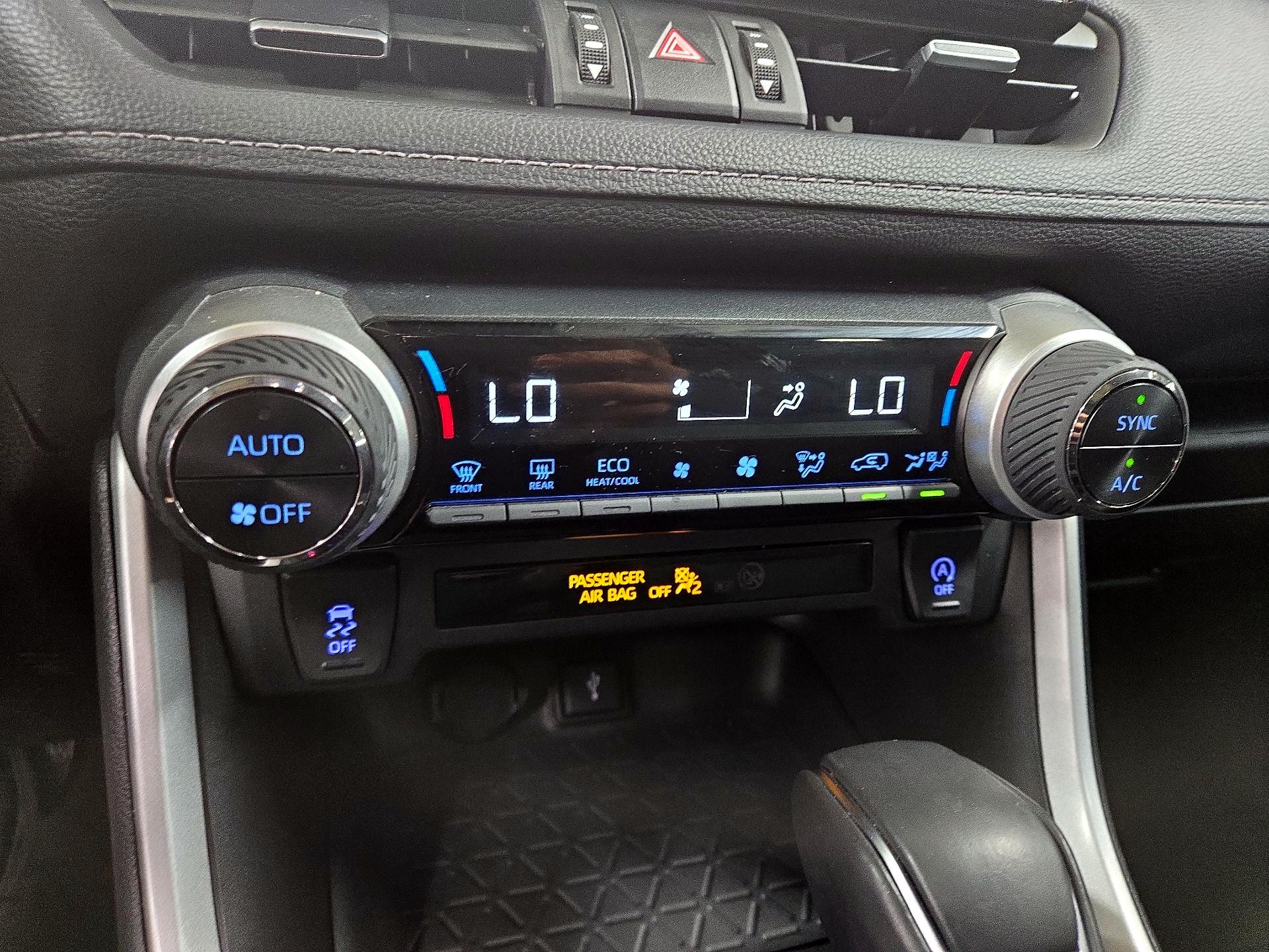 Thumbnail: 2022 Toyota RAV4 - 15