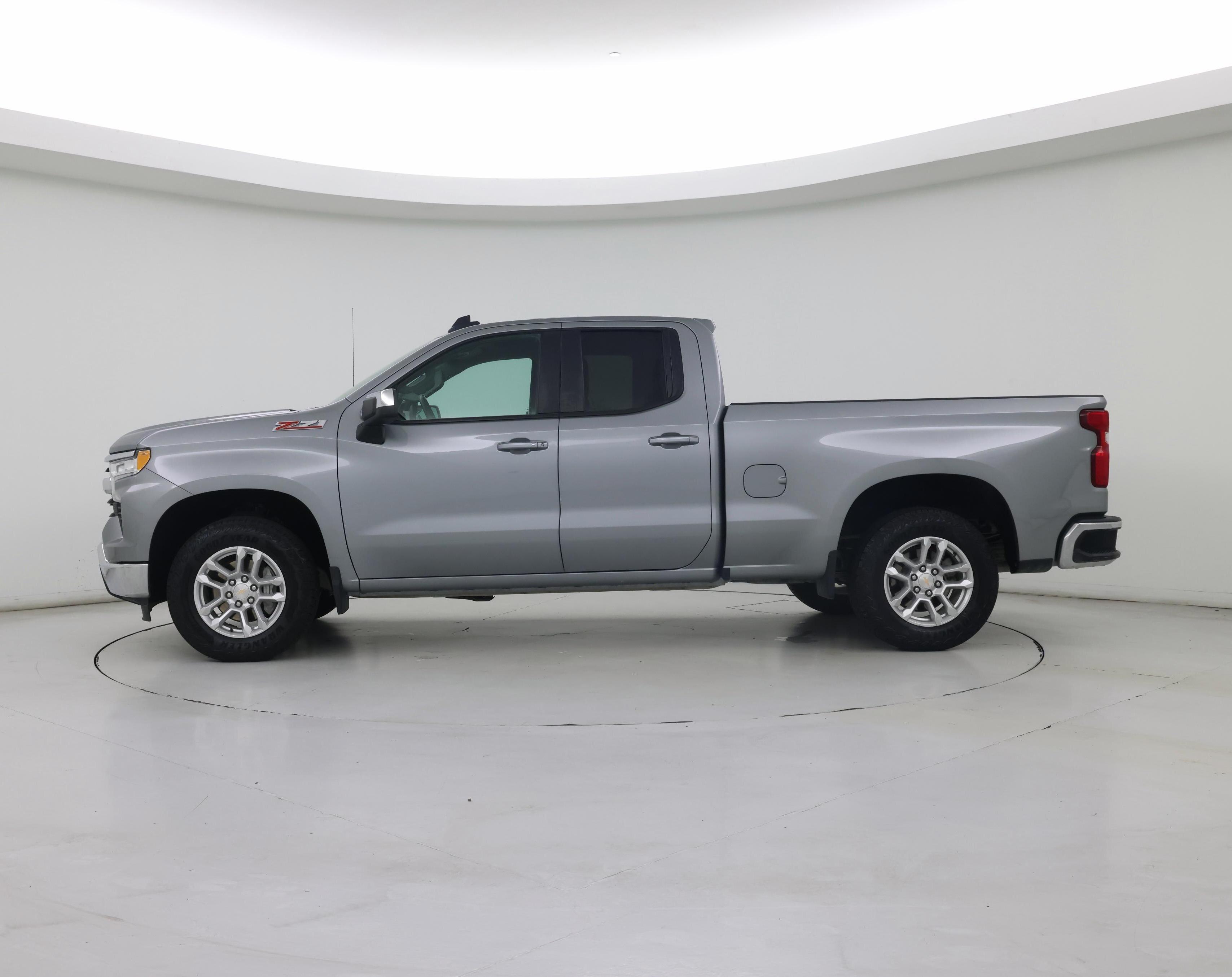 Thumbnail: 2023 Chevrolet Silverado 1500 - 3