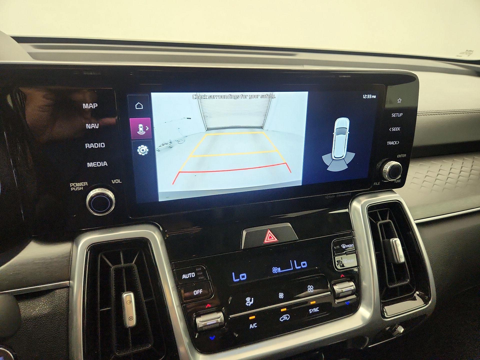 Thumbnail: 2023 Kia Sorento - 13