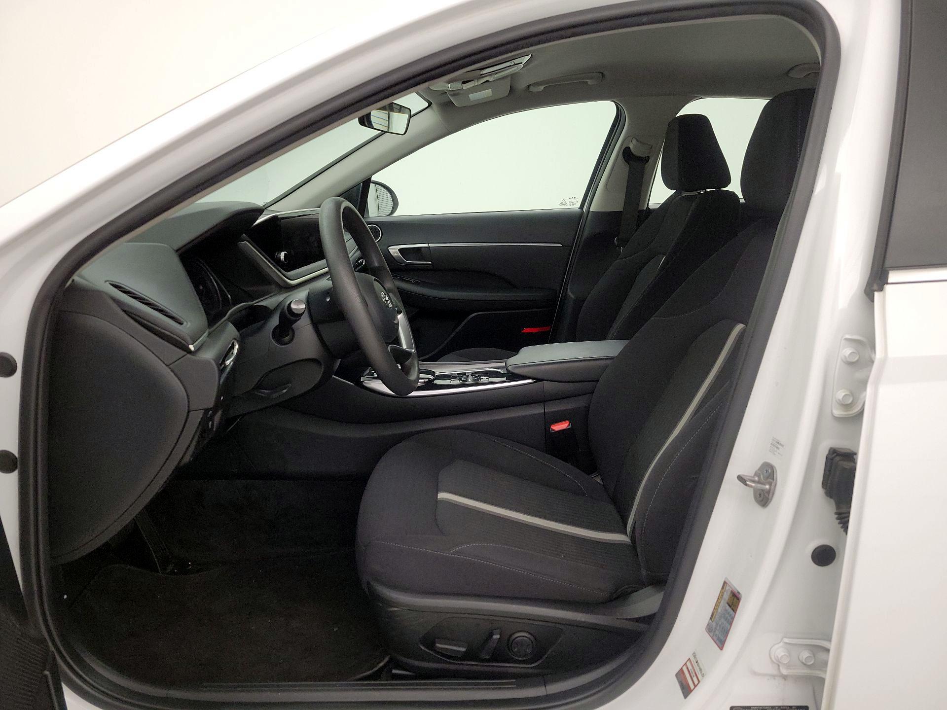 Thumbnail: 2023 Hyundai Sonata - 11