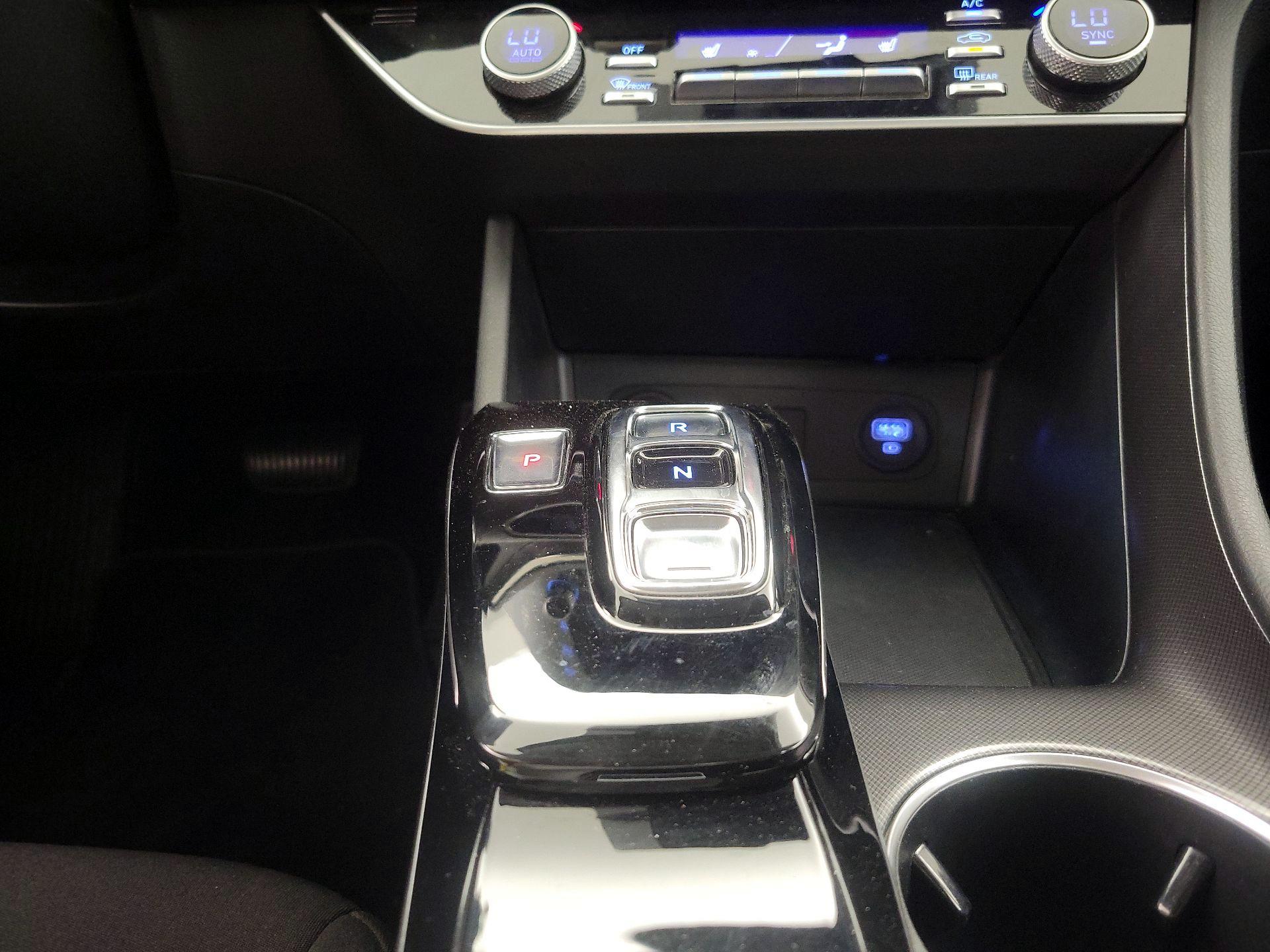 Thumbnail: 2023 Hyundai Sonata - 17