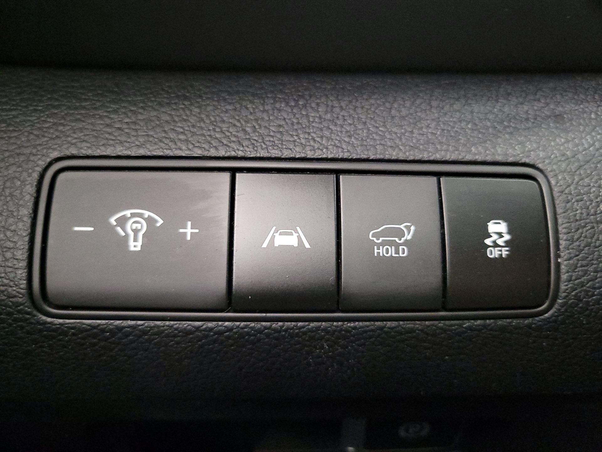 Thumbnail: 2023 Hyundai Santa Fe - 13