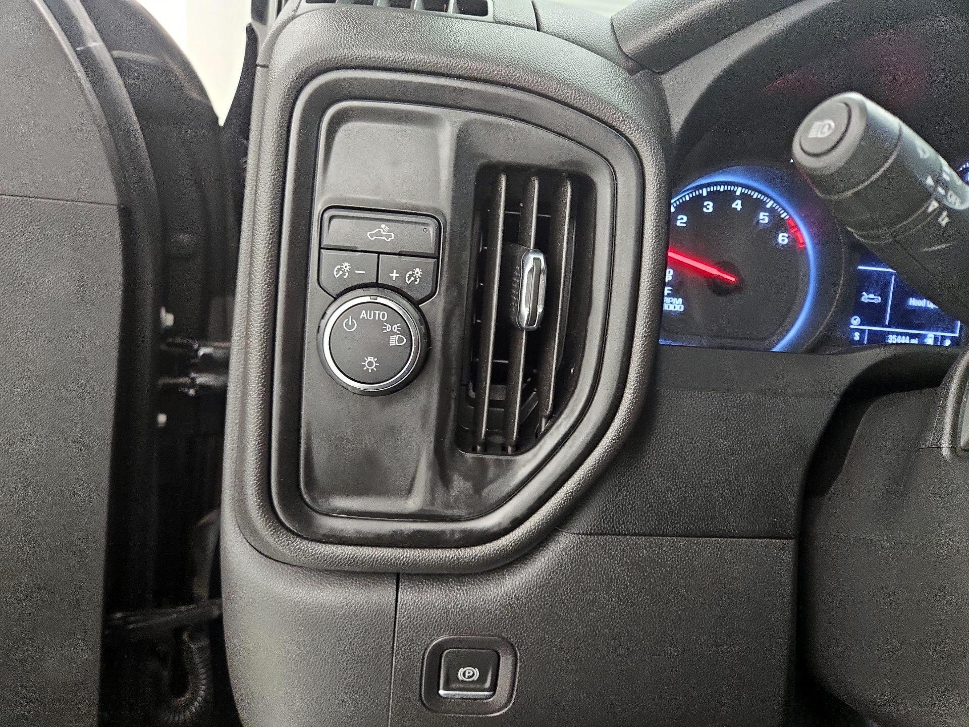 Thumbnail: 2022 Chevrolet Silverado 1500 - 13