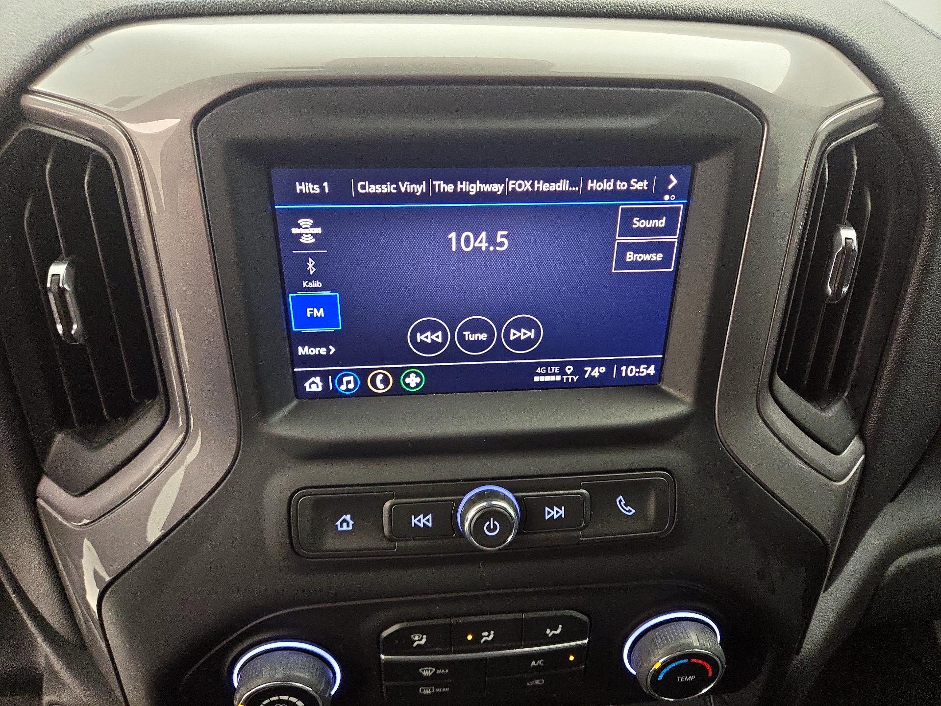 Thumbnail: 2022 Chevrolet Silverado 1500 - 15