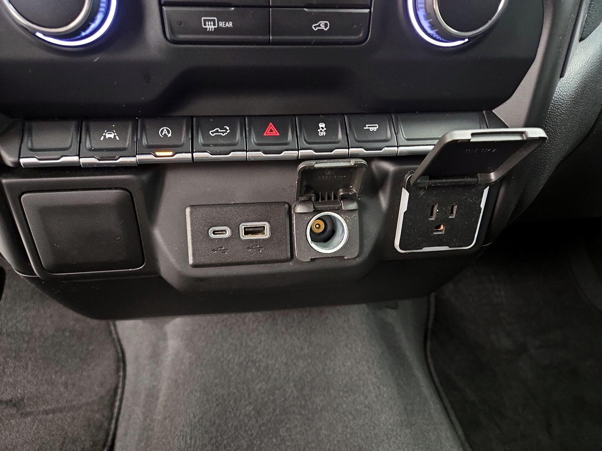 Thumbnail: 2022 Chevrolet Silverado 1500 - 18