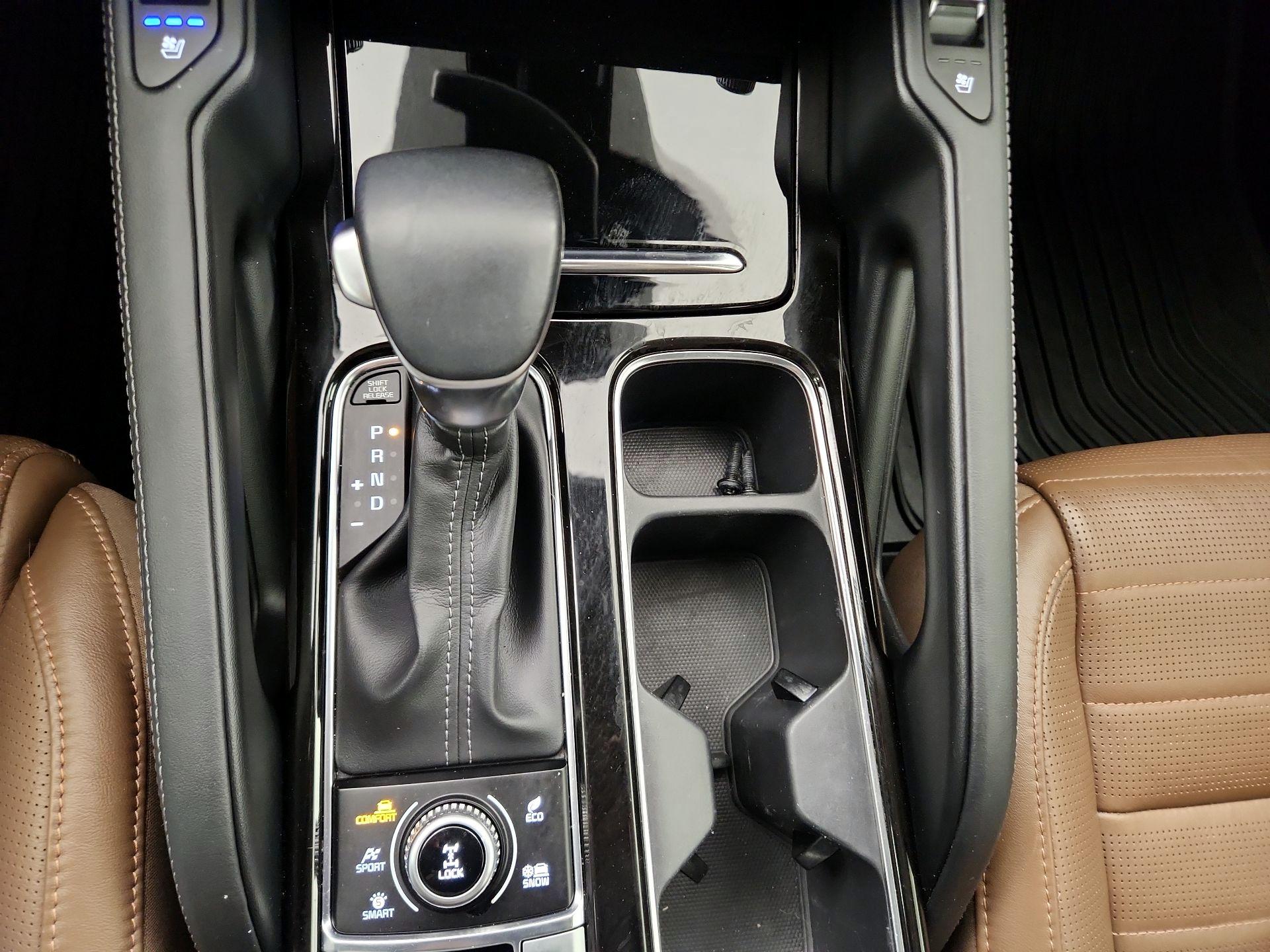 Thumbnail: 2021 Kia Telluride - 18