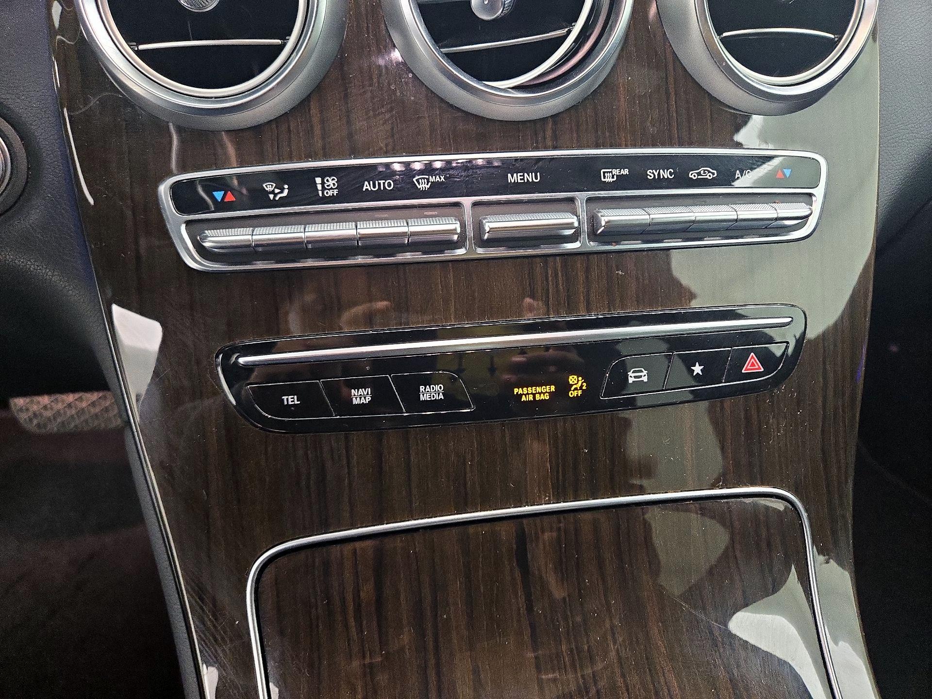 Thumbnail: 2021 Mercedes-Benz GLC - 16