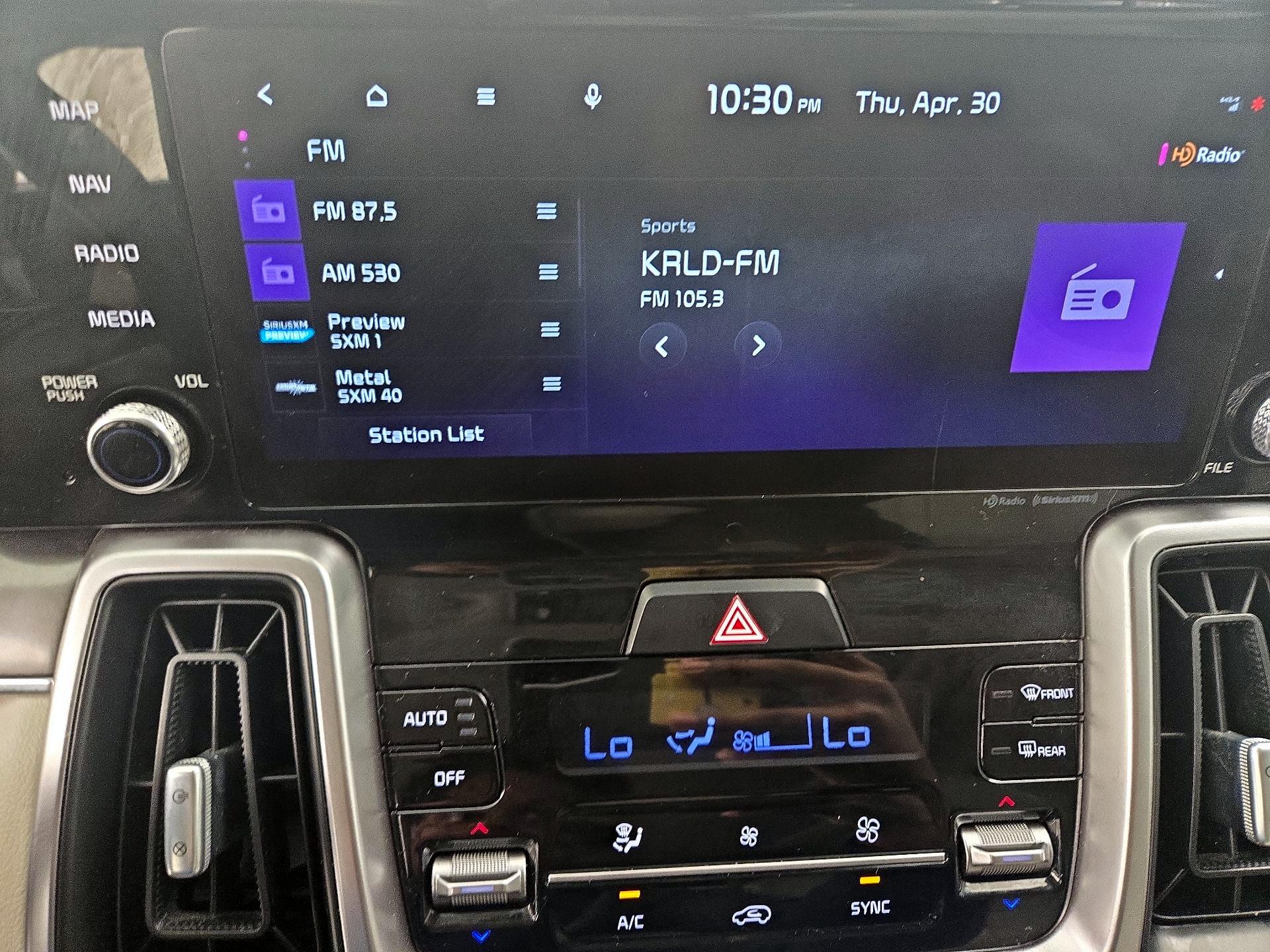 Thumbnail: 2022 Kia Sorento - 16
