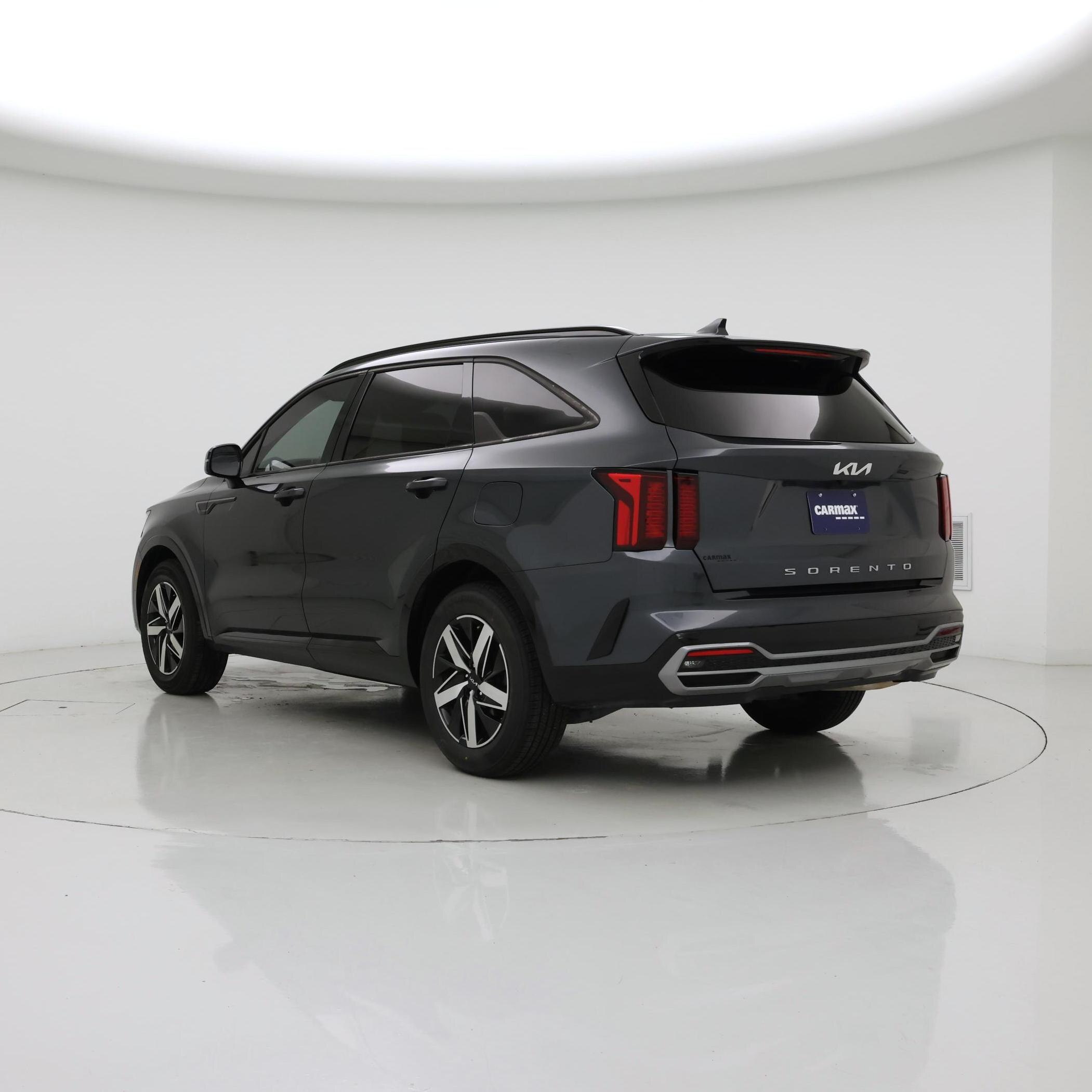 Thumbnail: 2022 Kia Sorento - 2