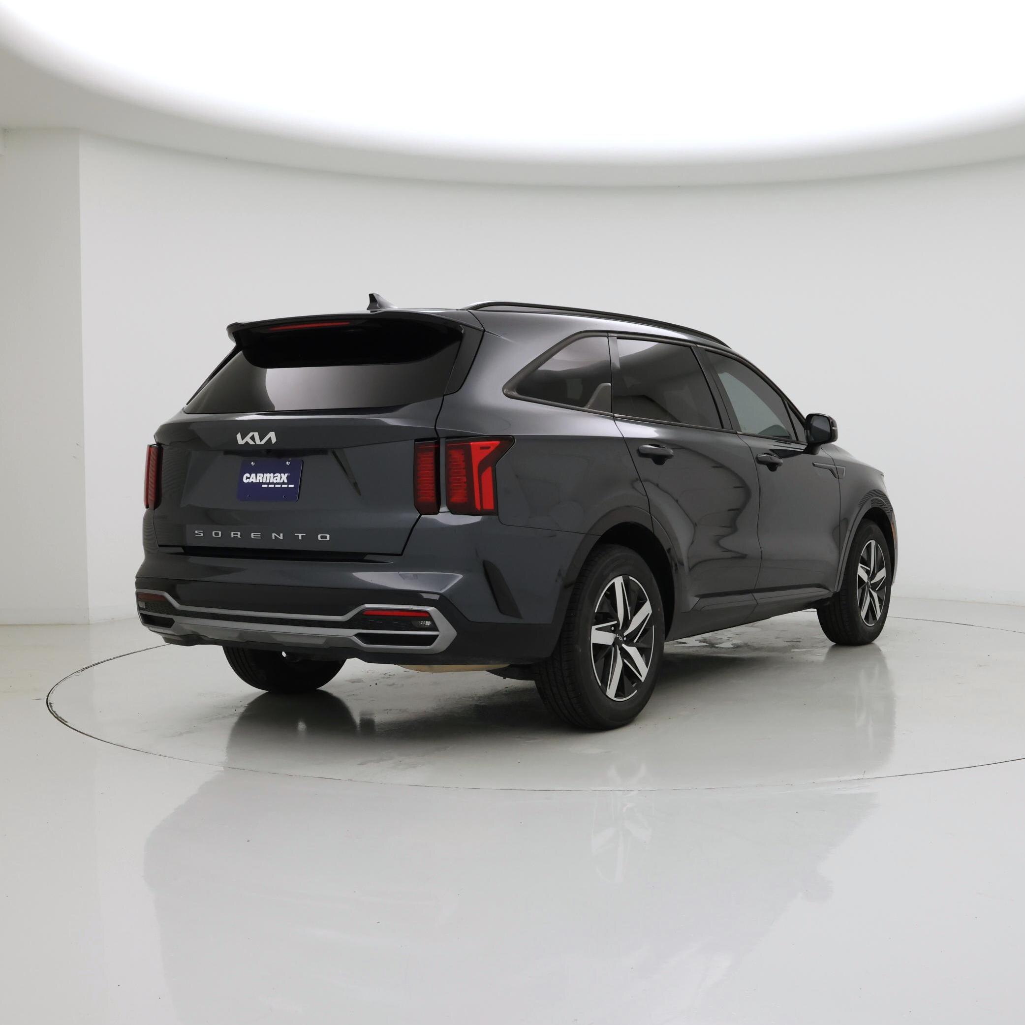Thumbnail: 2022 Kia Sorento - 8