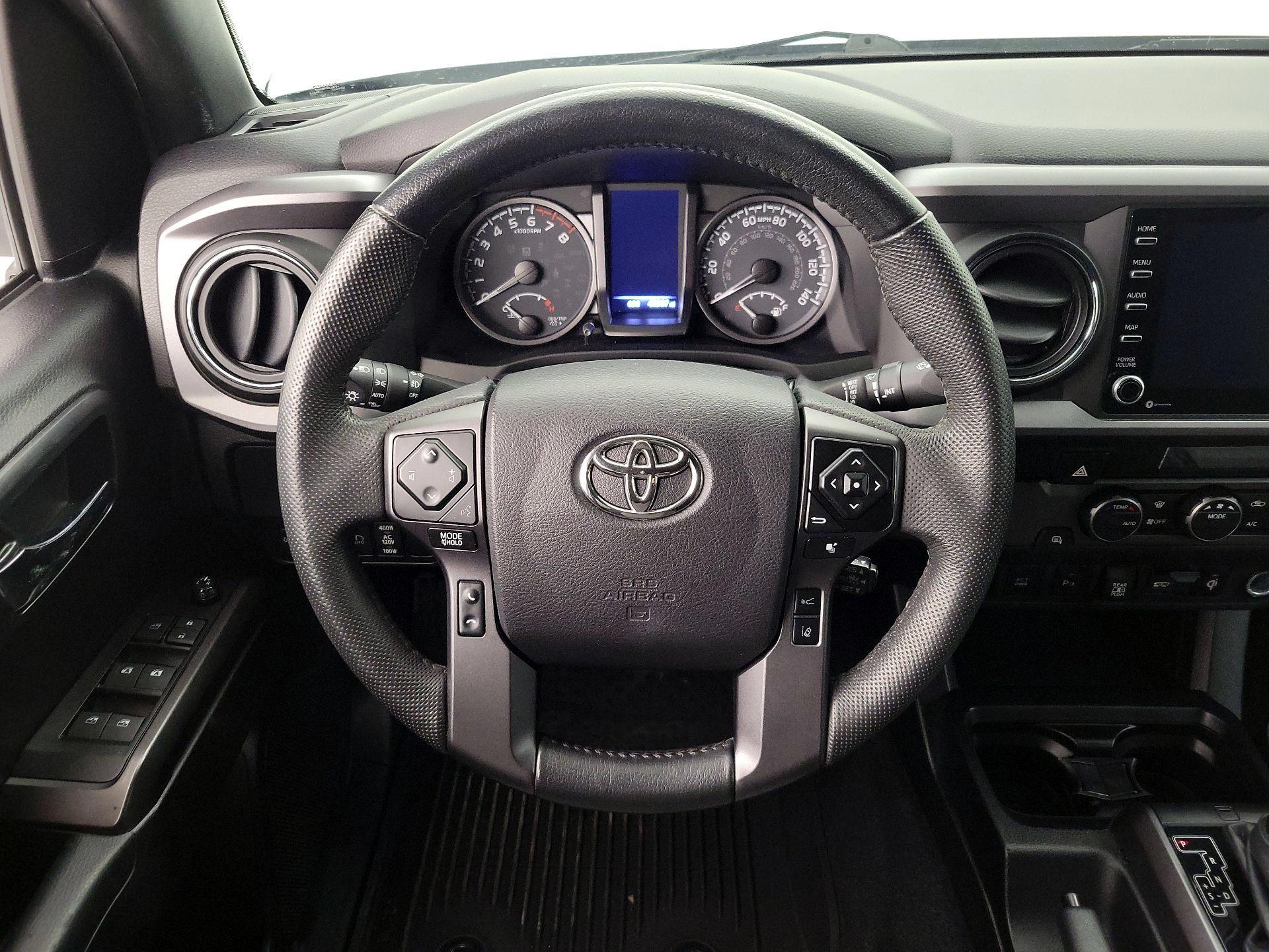 Thumbnail: 2022 Toyota Tacoma - 10