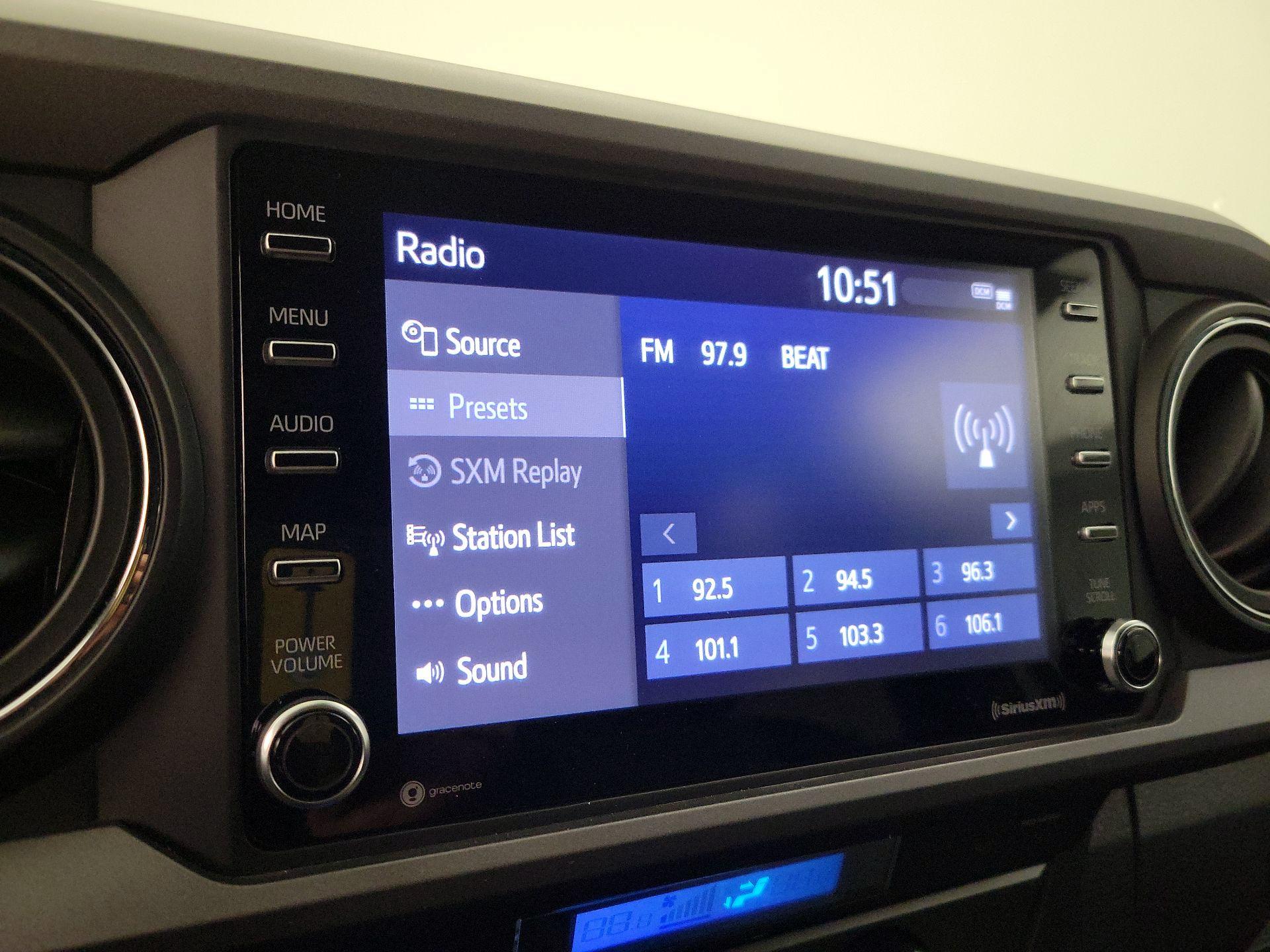 Thumbnail: 2022 Toyota Tacoma - 15