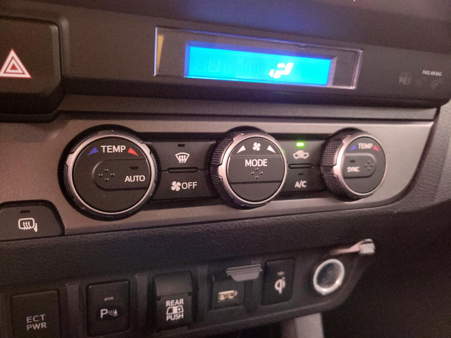 Thumbnail: 2022 Toyota Tacoma - 16