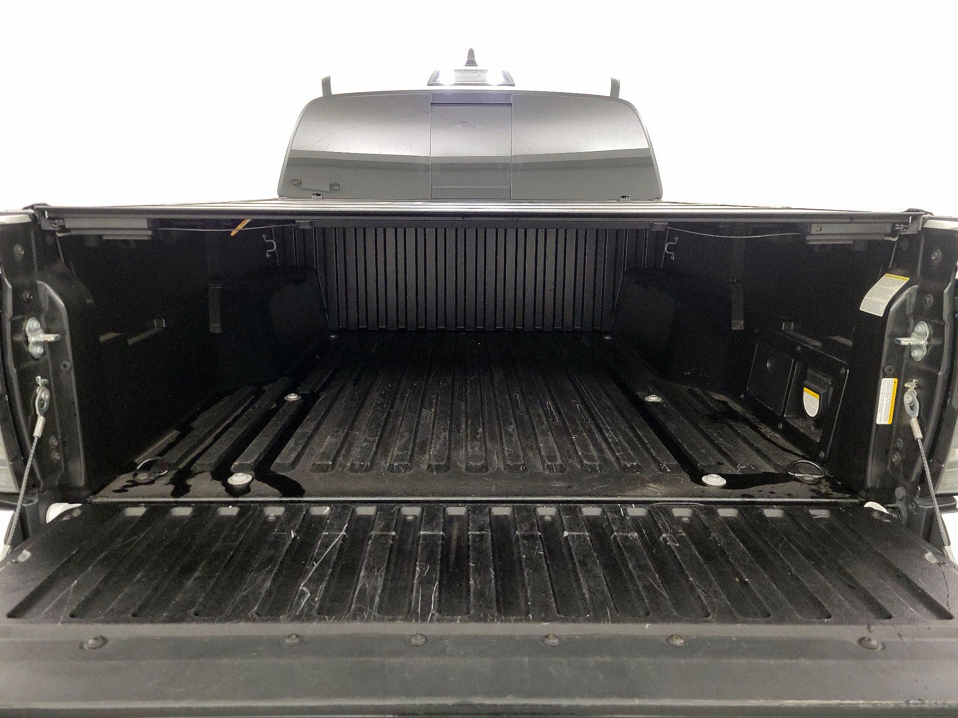 Thumbnail: 2022 Toyota Tacoma - 20