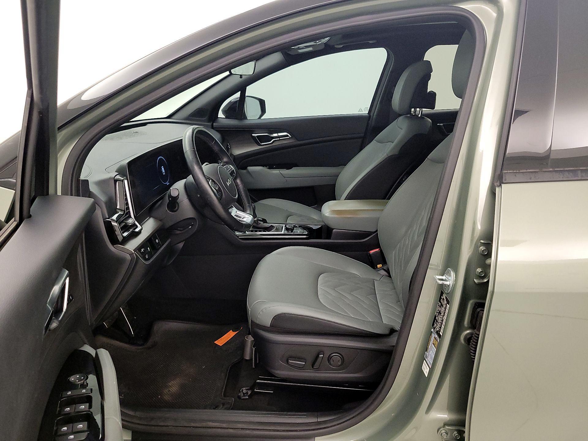Thumbnail: 2023 Kia Sportage - 11