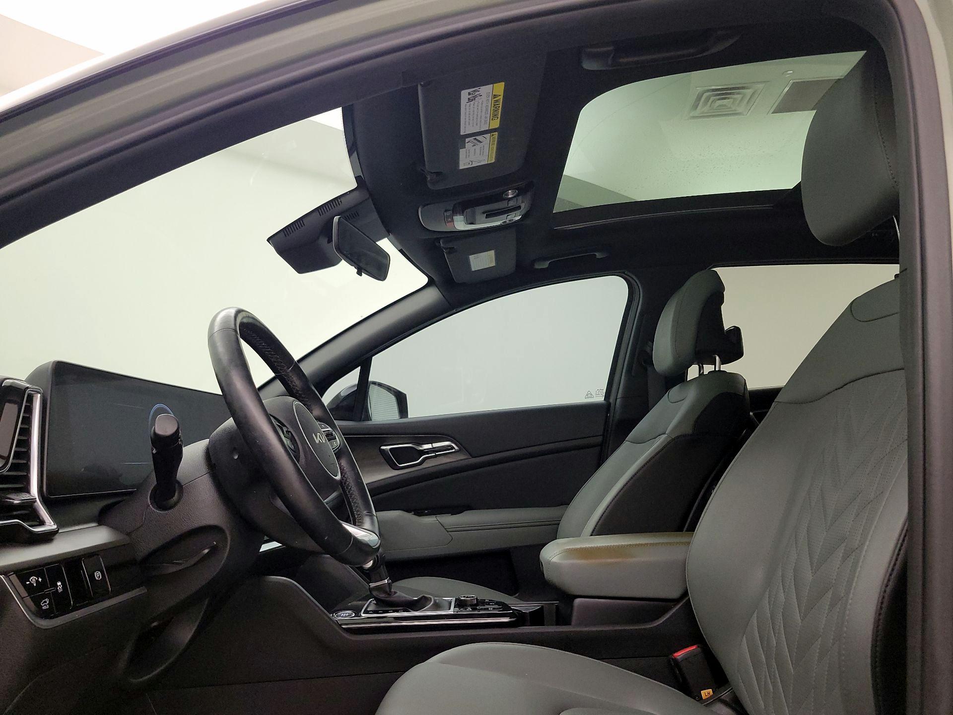 Thumbnail: 2023 Kia Sportage - 19