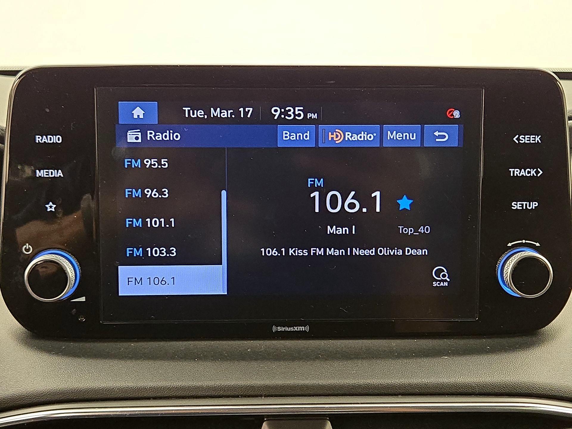 Thumbnail: 2022 Hyundai Santa Fe - 15