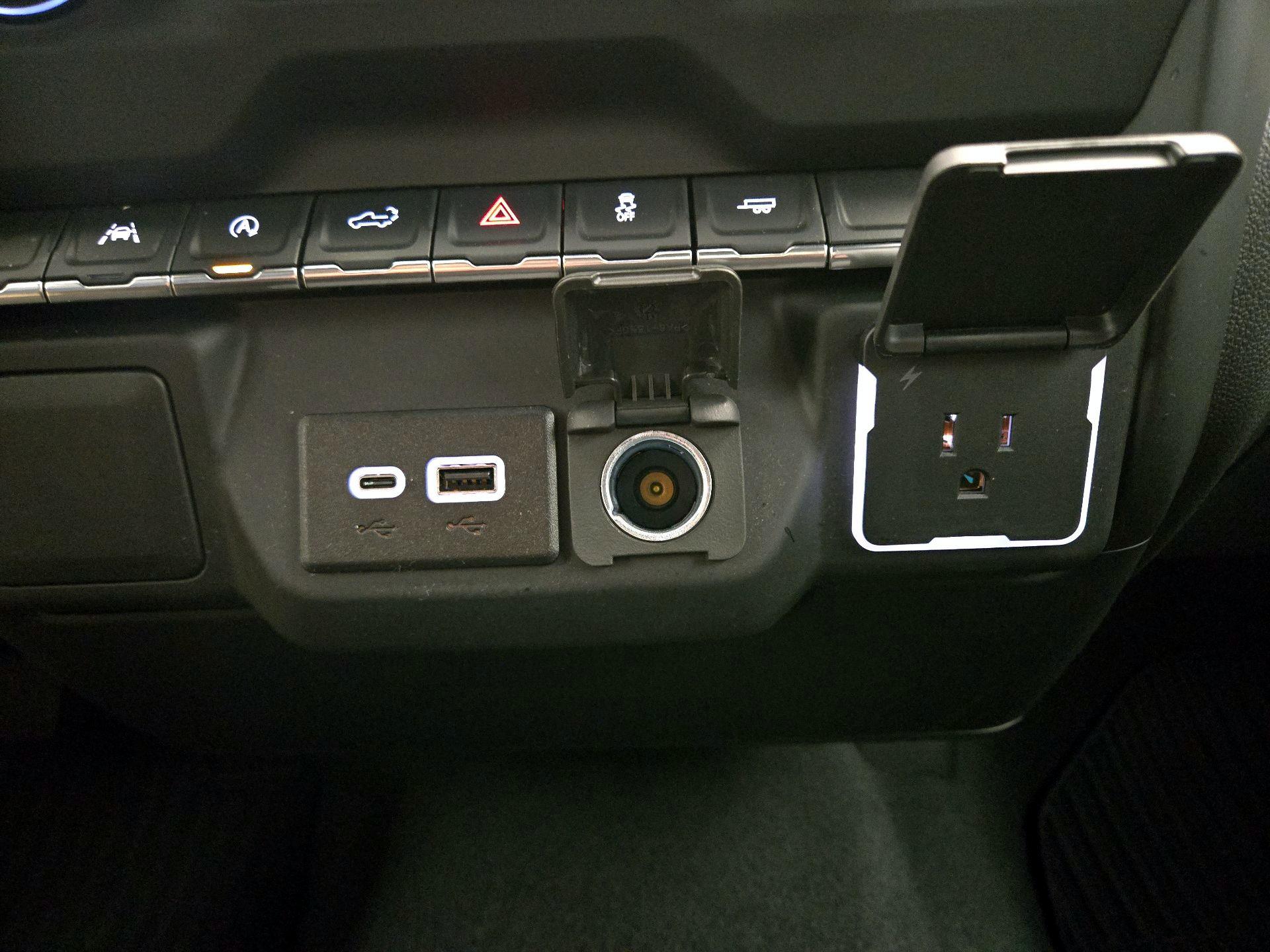 Thumbnail: 2024 Chevrolet Silverado 1500 - 18