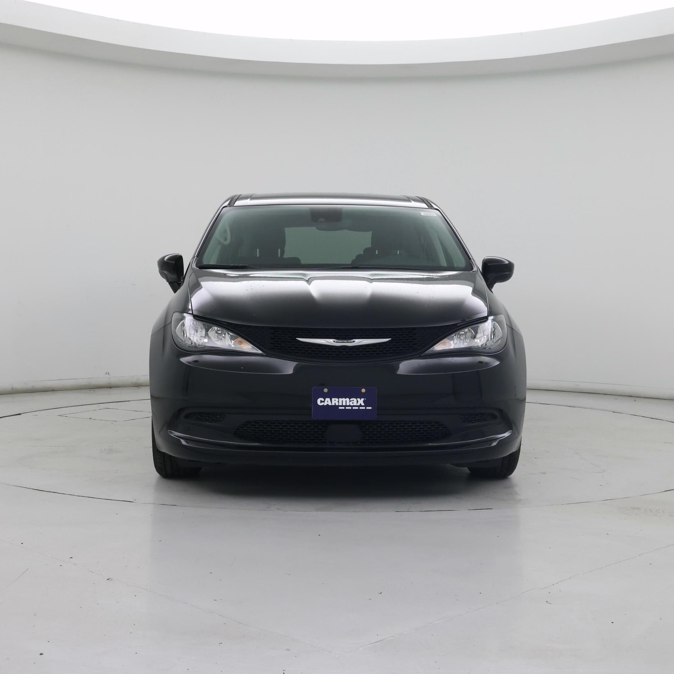 Thumbnail: 2023 Chrysler Voyager - 5