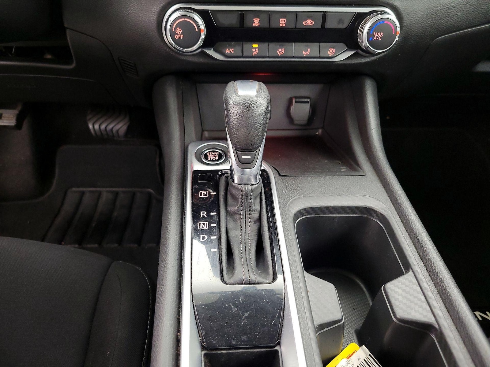2022 Nissan Sentra SV - Photo 18
