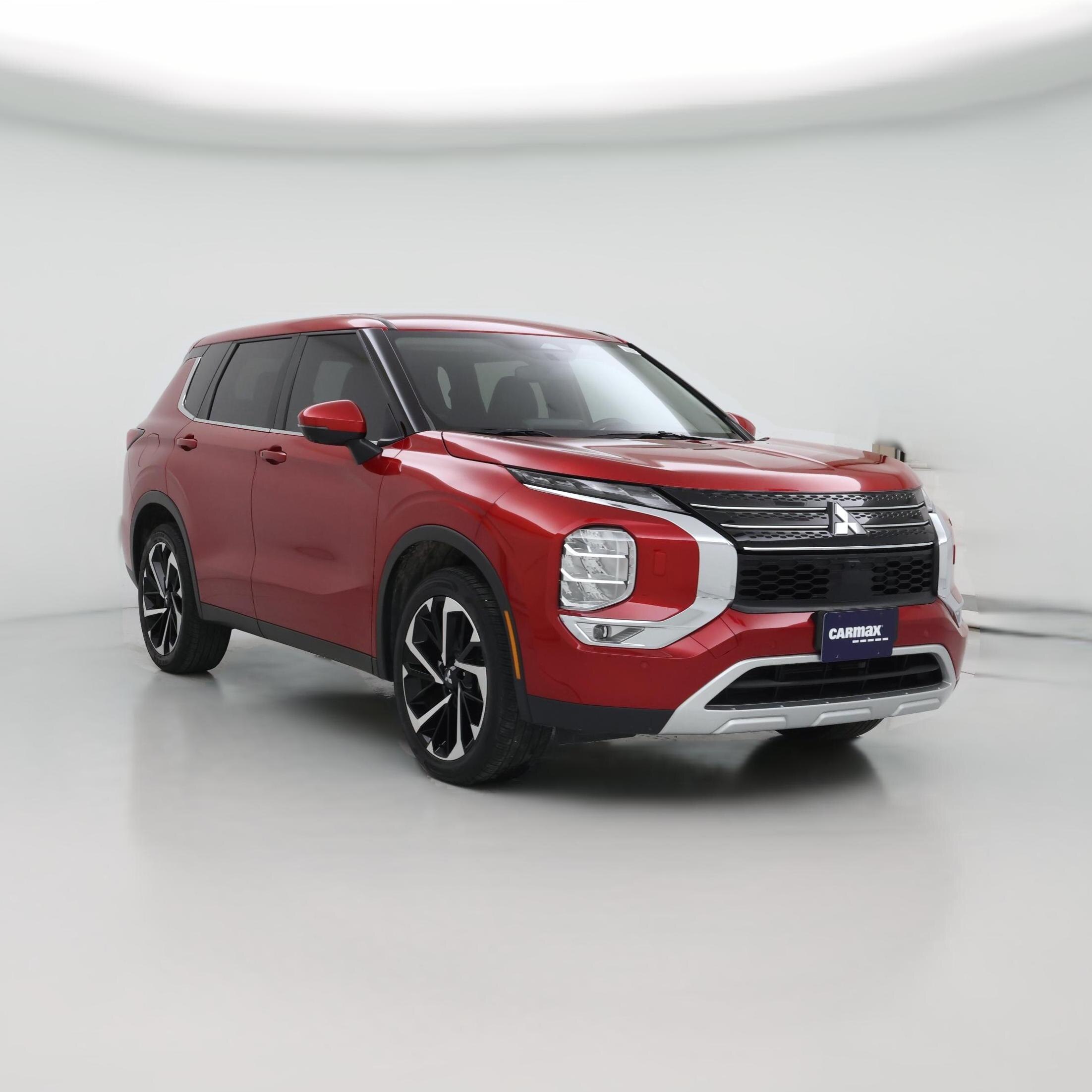 Thumbnail: 2024 Mitsubishi Outlander - 1
