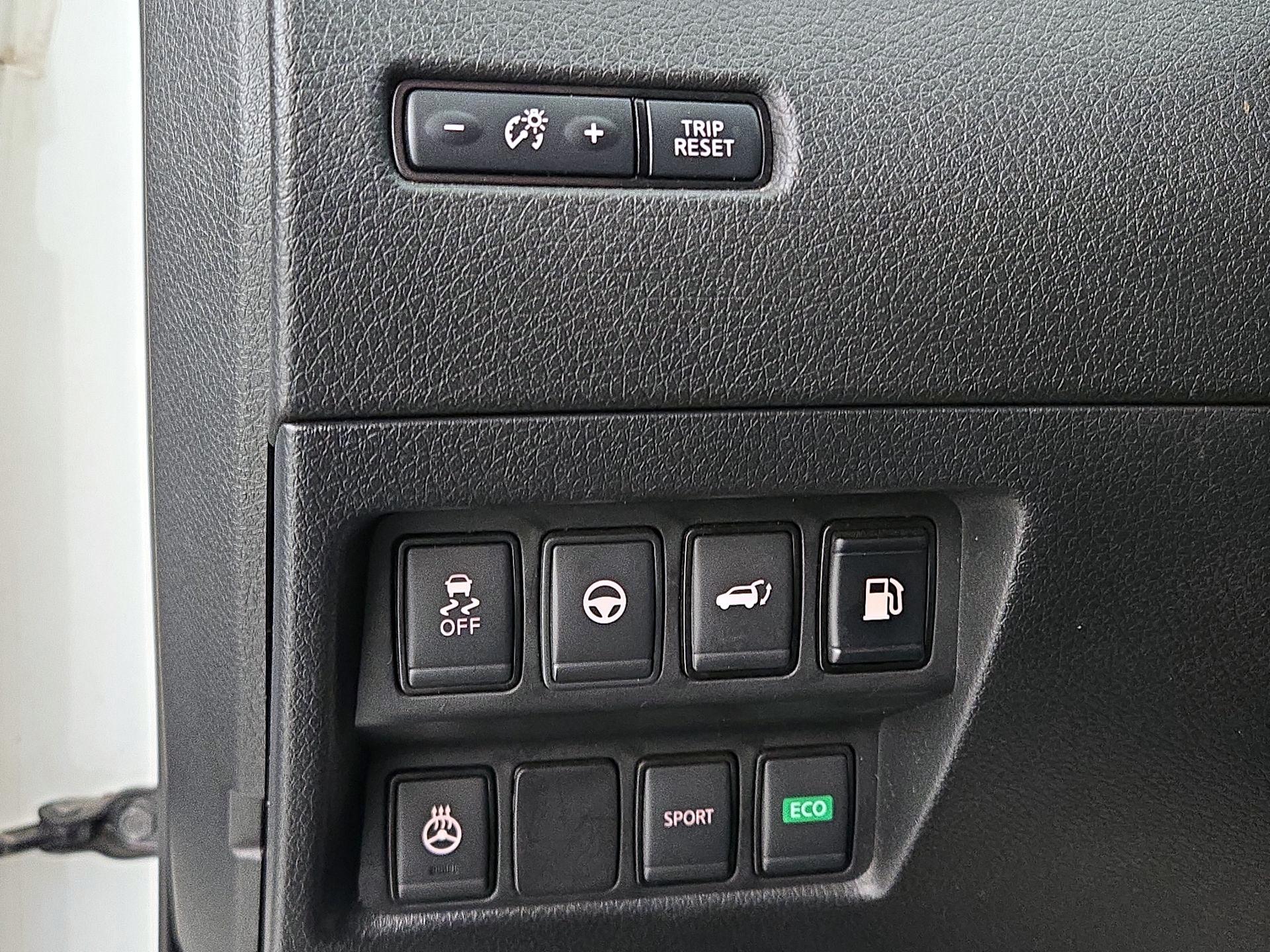 Thumbnail: 2020 Nissan Rogue - 13