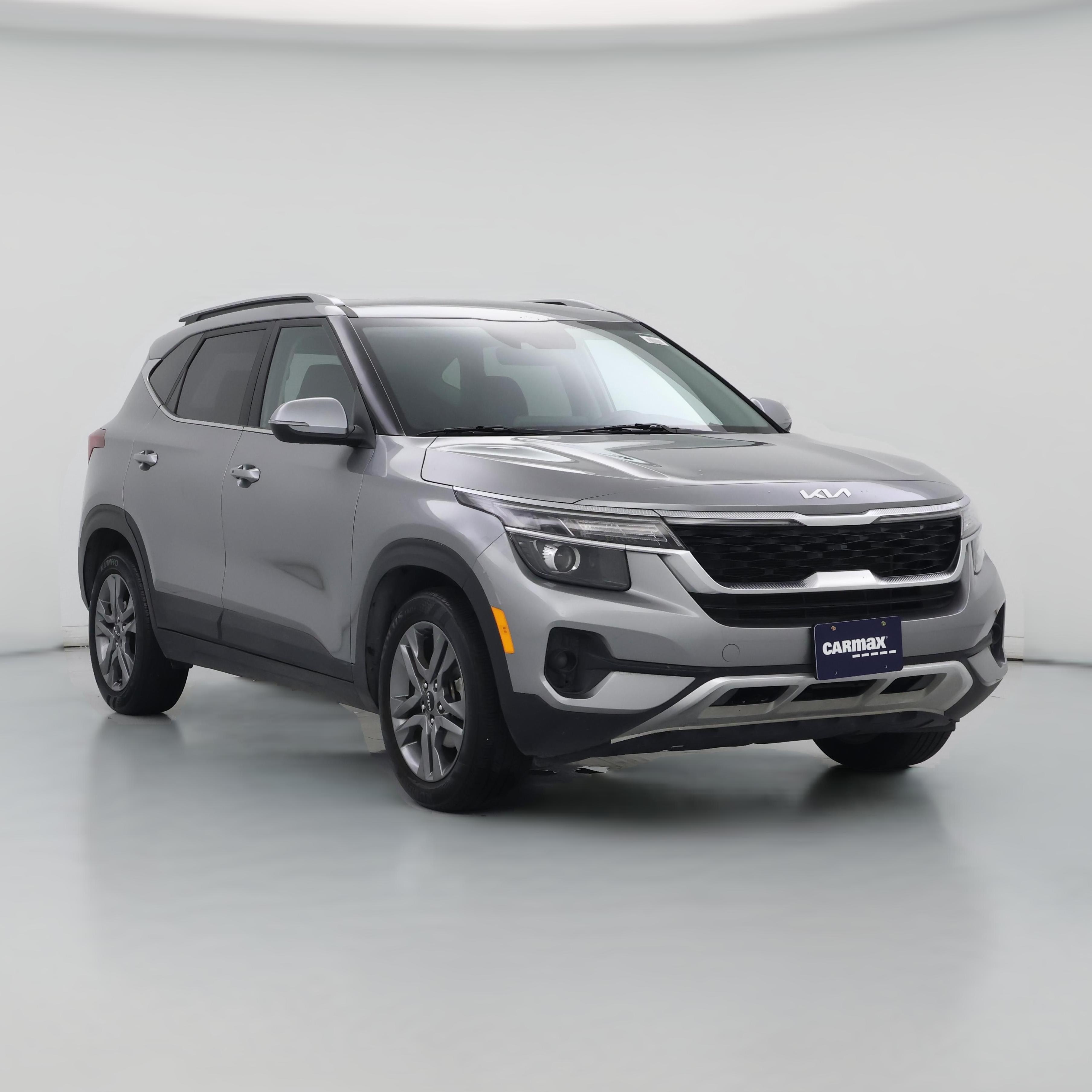 Thumbnail: 2023 Kia Seltos - 1