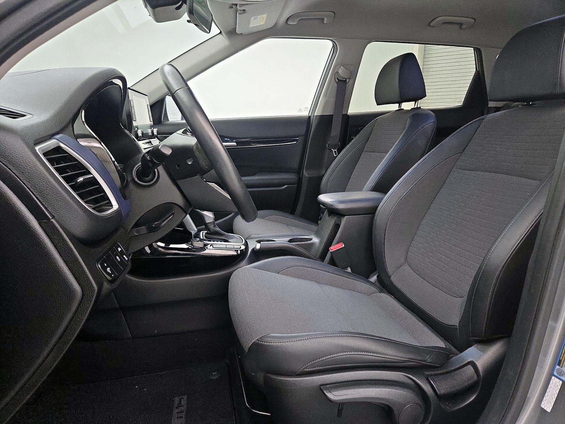 Thumbnail: 2023 Kia Seltos - 11